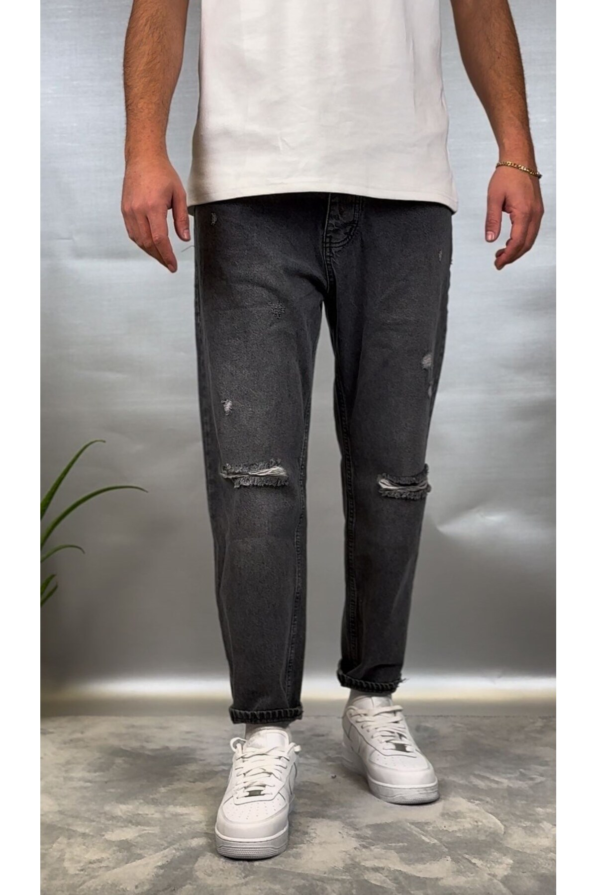 Casualmen32 Antrasit Diz Yirtik Boyfriend Jean
