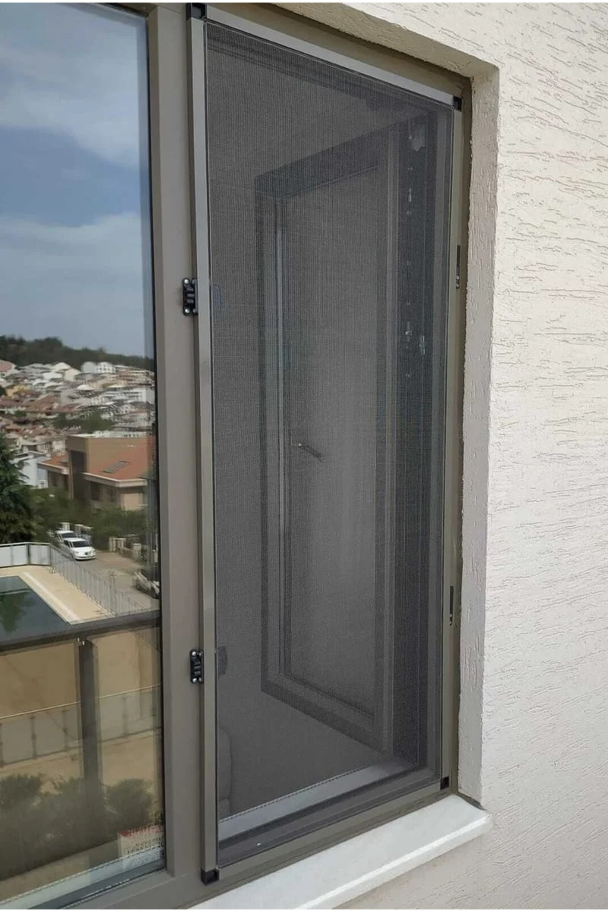 Arn Yapi Antrasit Gri Menteşeli Pencere Sinekliği