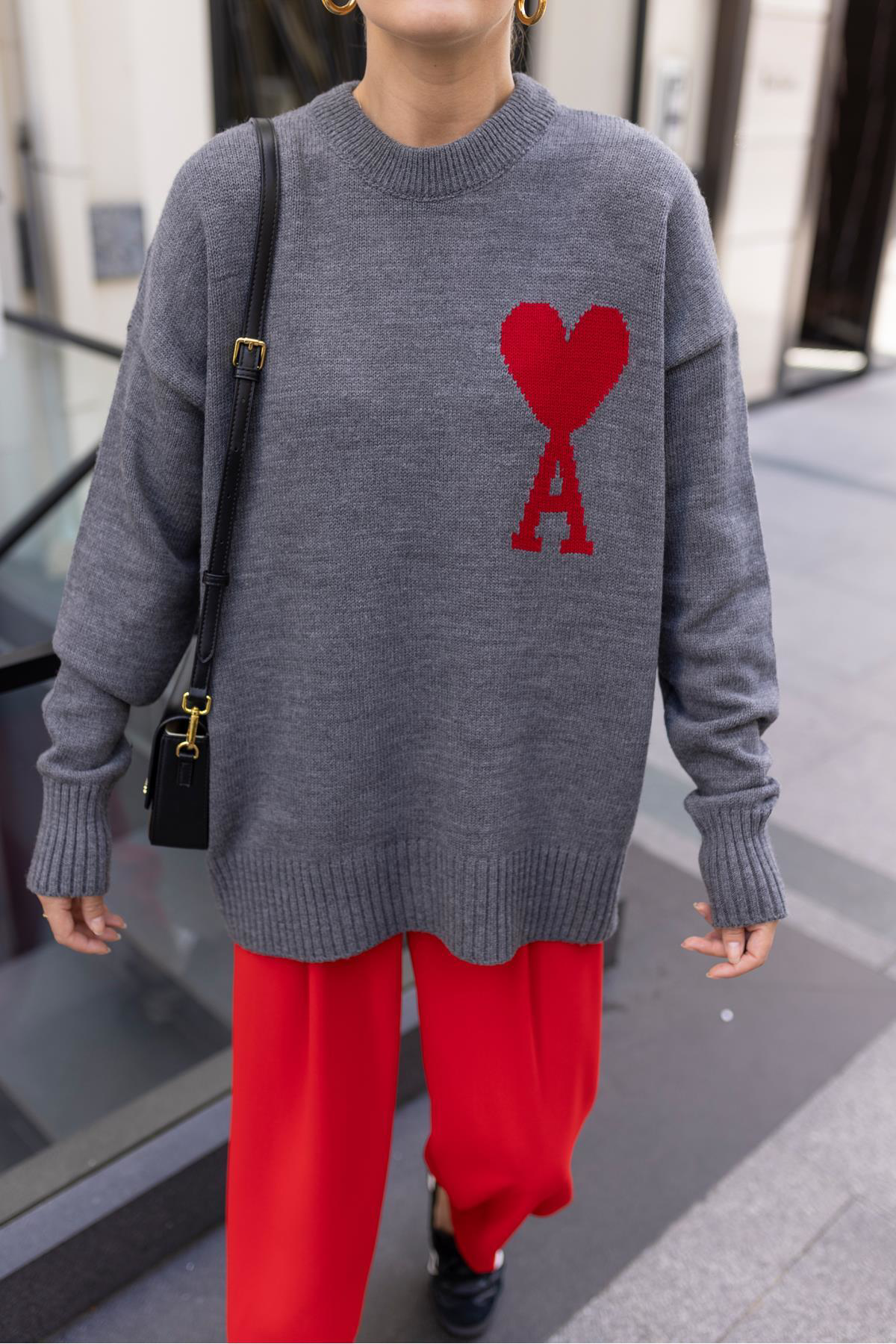 Askı Nişantaşı Antrasit Kalp Nakışlı Basic Triko