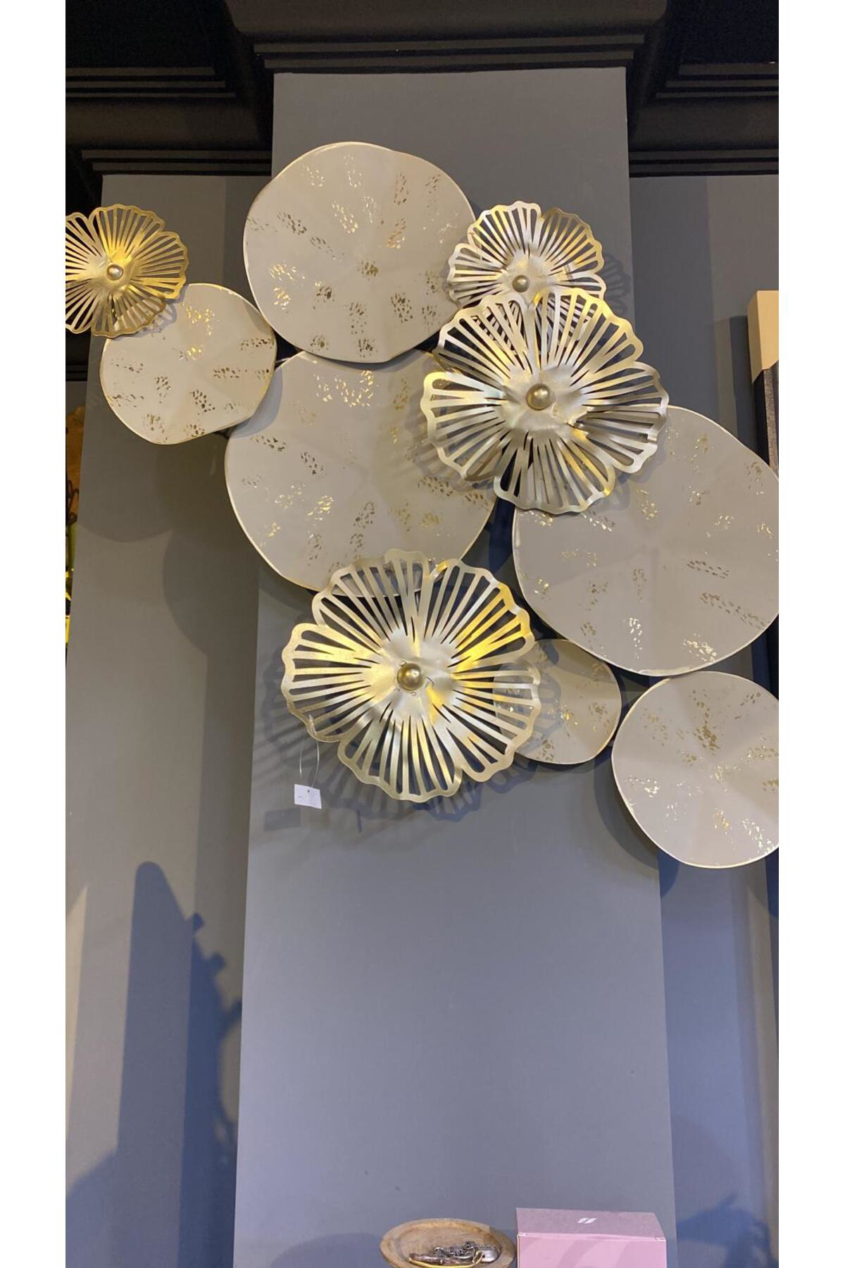 Vitale Antrasit Metal Gol Detaylı Duvar Dekoru