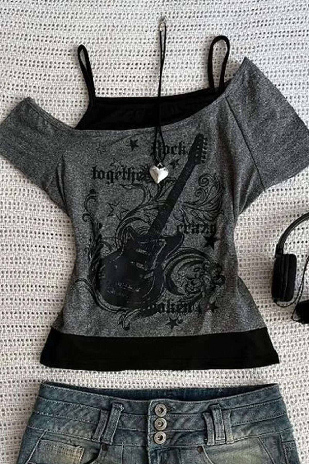 Antrasit Vintage Guitar Açık Yaka Gotik Y2K Ek Askılı Crop
