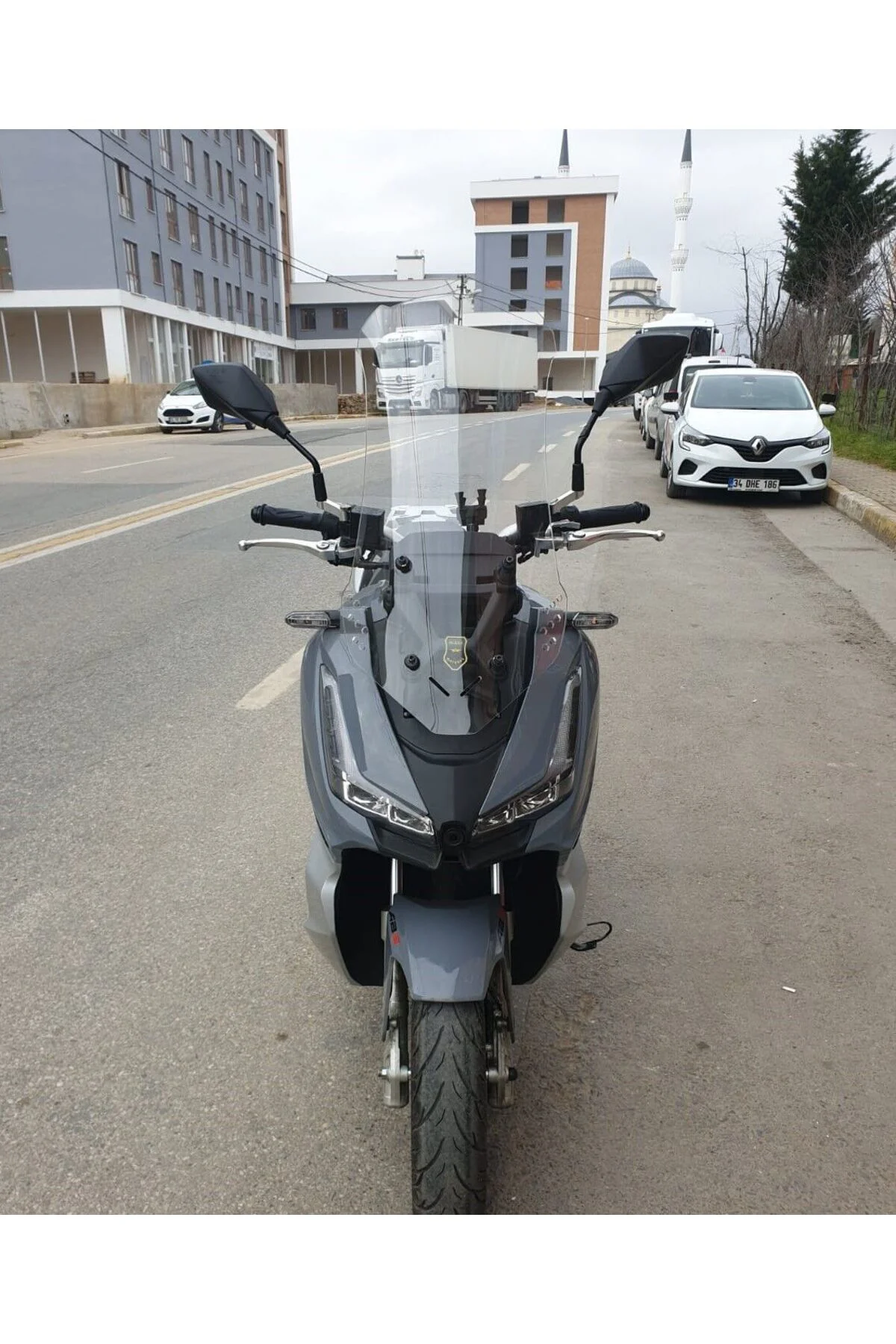 Apache Ventro 150 Ön Cam 2022-2026 Model 75cm Şeffaf Renkli 4mm U