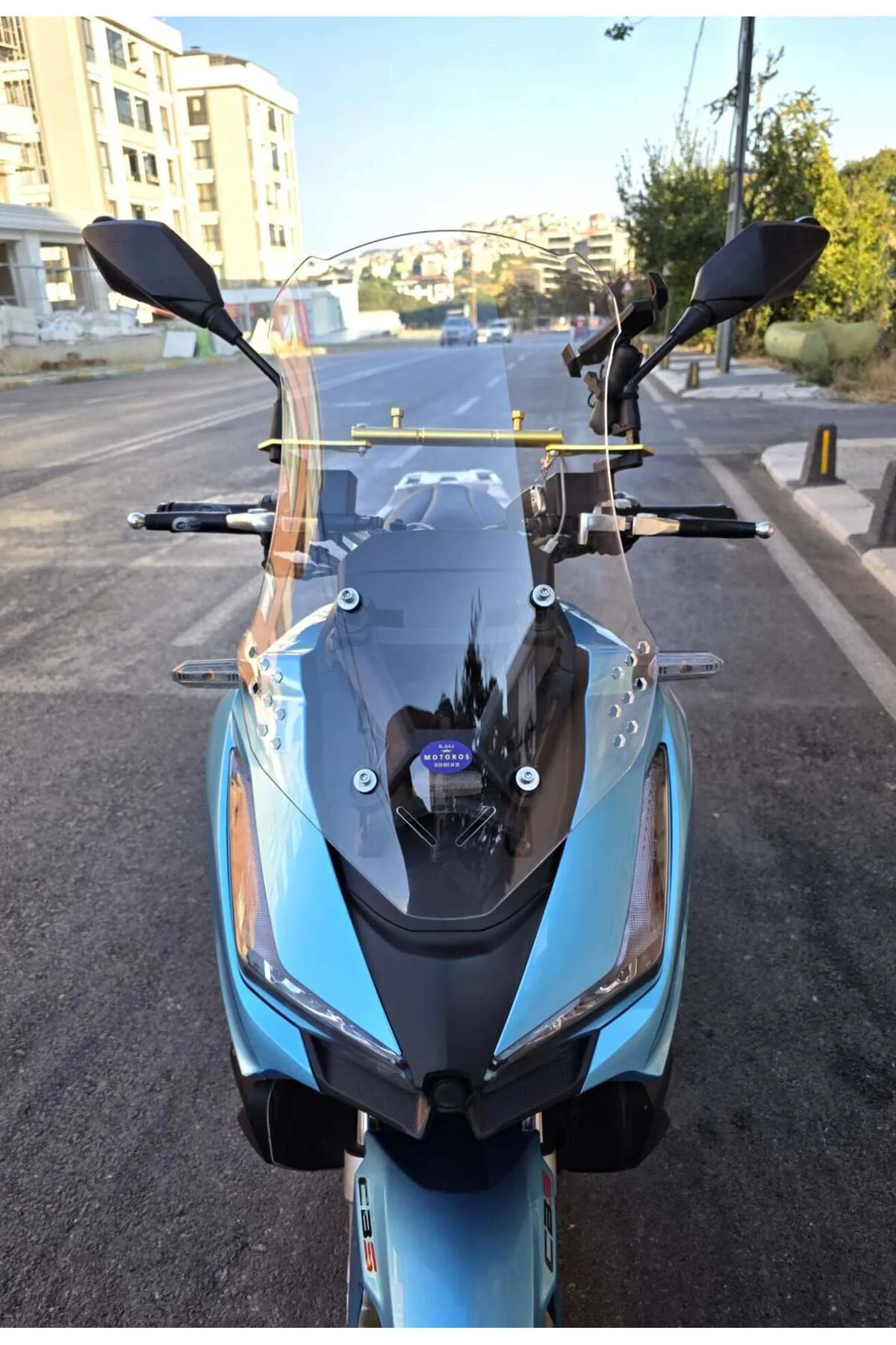 Apache Ventro 150 Ön Cam 2022-2026 Model 55cm Şeffaf Renkli 4mm K