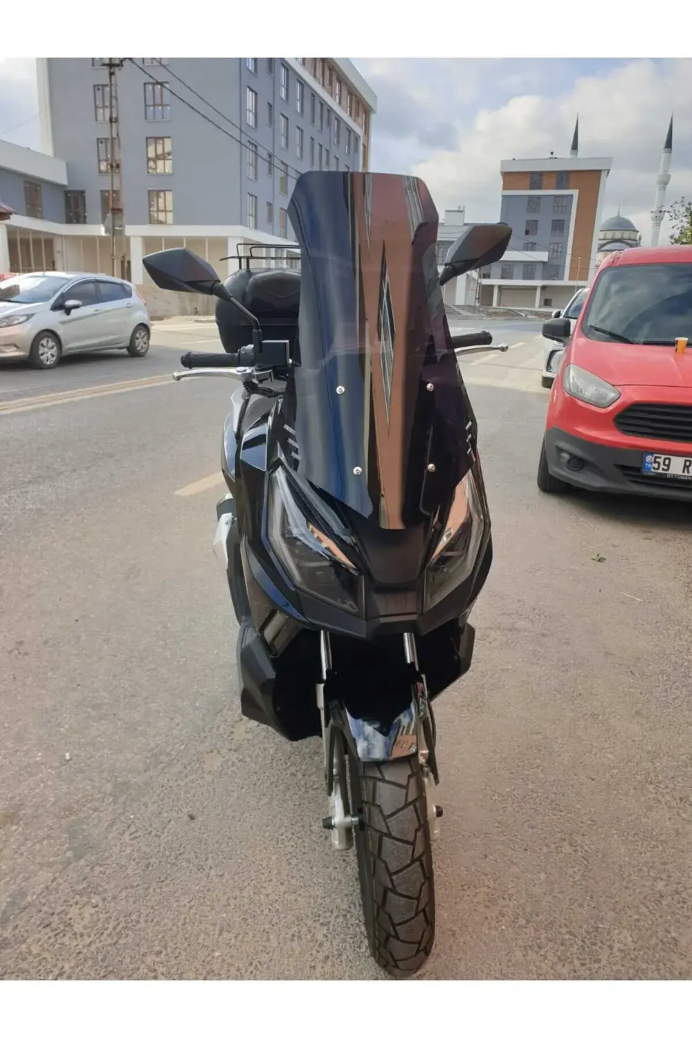 Apachi Ventro 150 Siperlik Ön Cam 2023-2025 Model 75cm Siyah Renk
