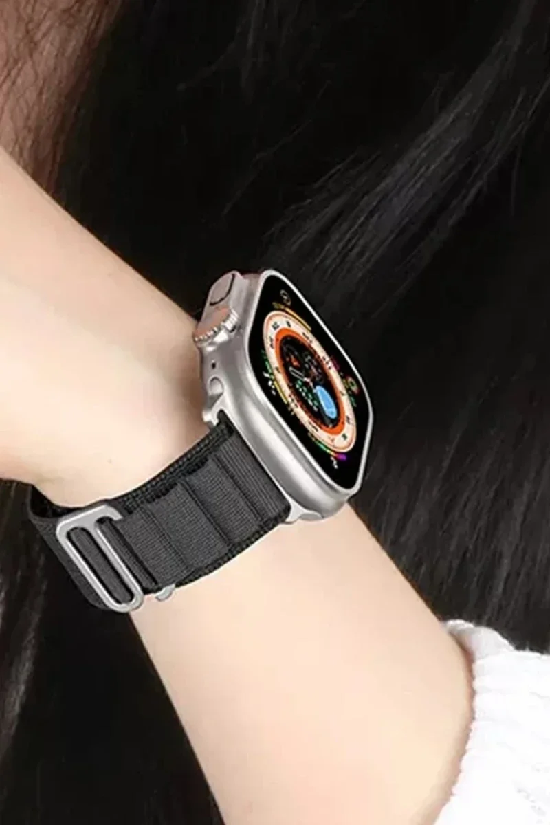 Apple Watch Ultra 49mm Mountain Kordon - Siyah-Turuncu Apple Watch Ultra 49mm Mountain Kordon - Siyah-Turuncu
