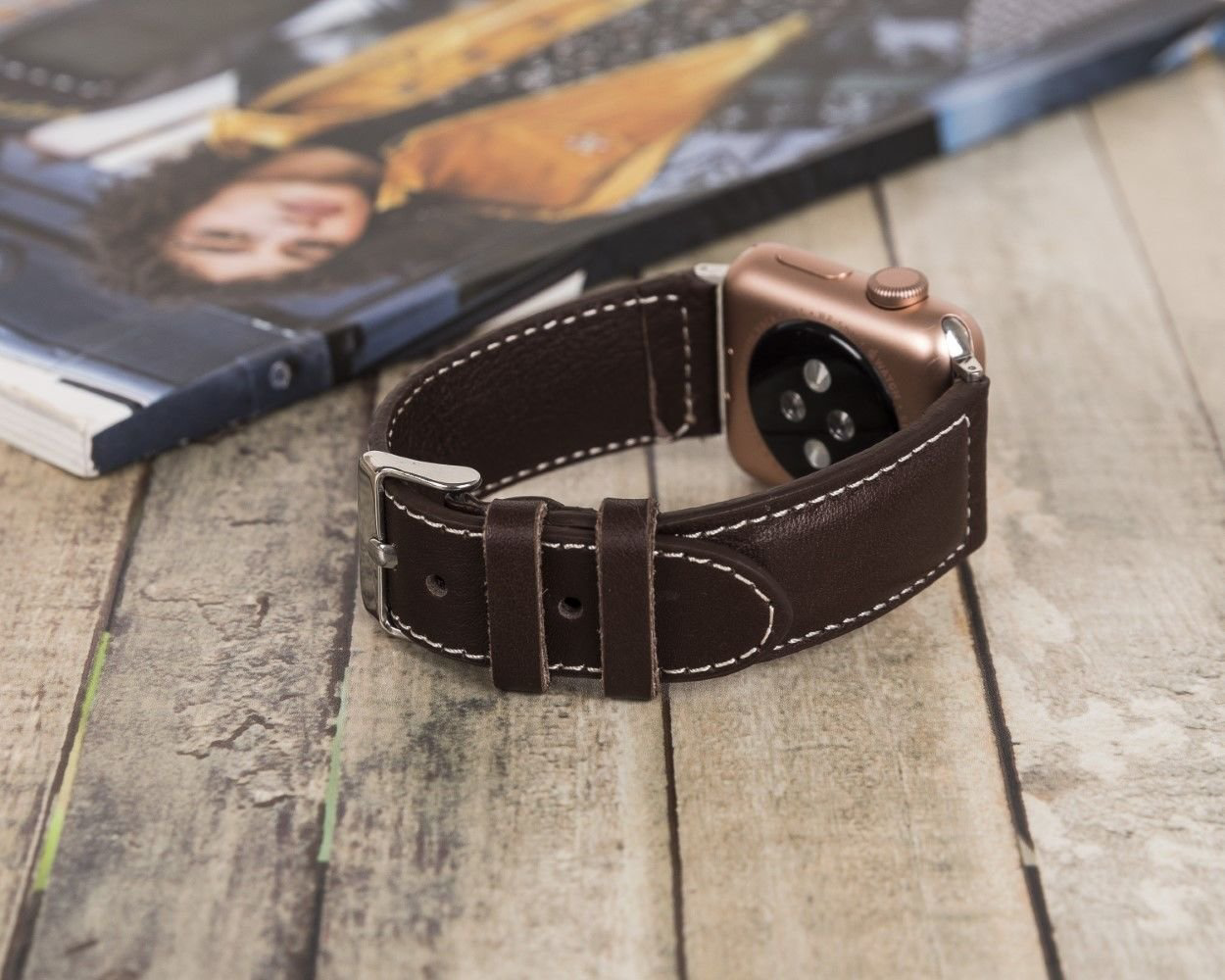 Apple Watch Uyumlu Deri Kordon 42-44-45mm NM4-AS3 Kahve Apple Watch Uyumlu Deri Kordon 42-44-45mm NM4-AS3 Kahve