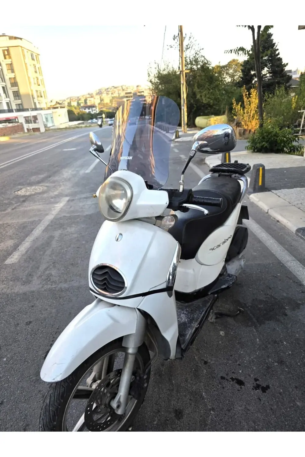 Aprilia Scarabeo 200 İe Ön Cam 35cm 2008-2015 Model Füme Renkli 4