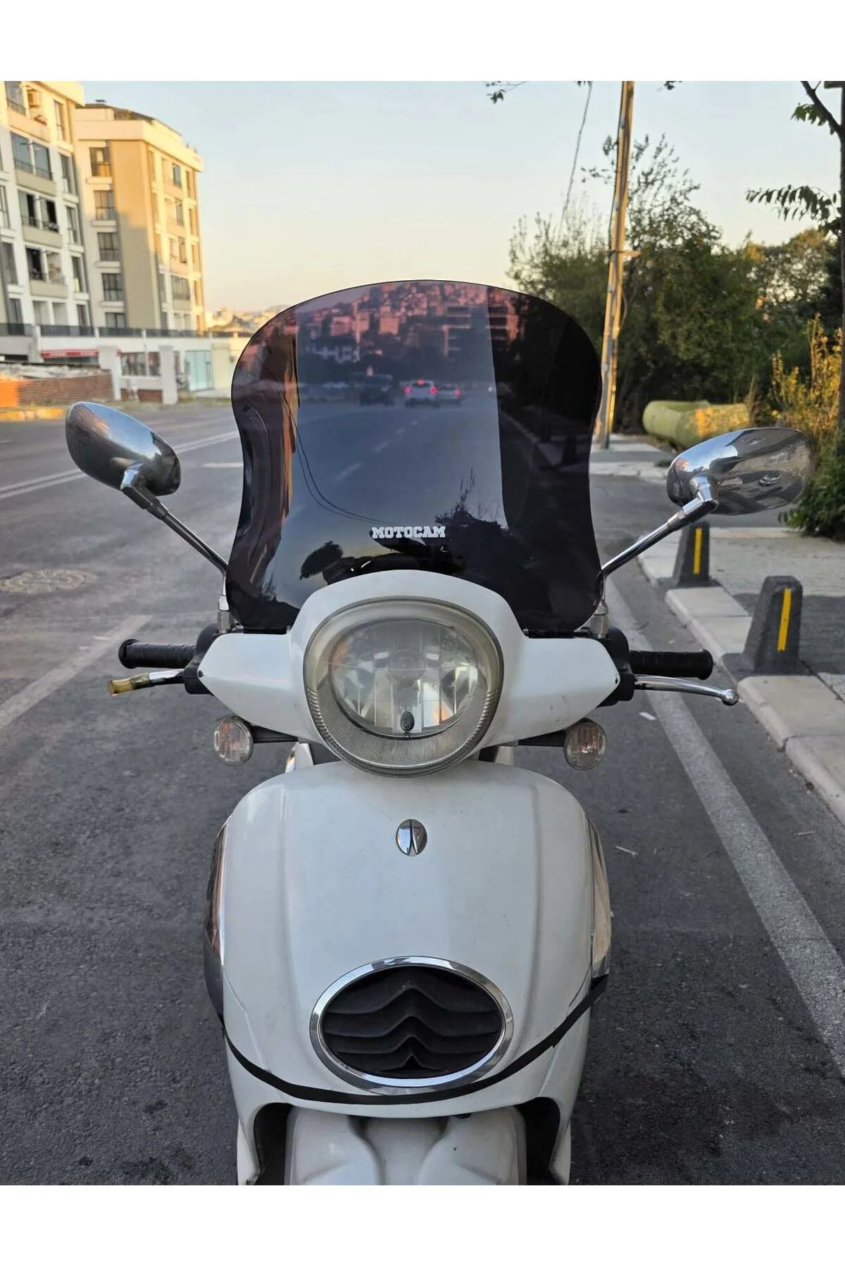 Aprilia Scarabeo 200 İe Ön Cam 35cm 2008-2015 Model Siyah Renkli 