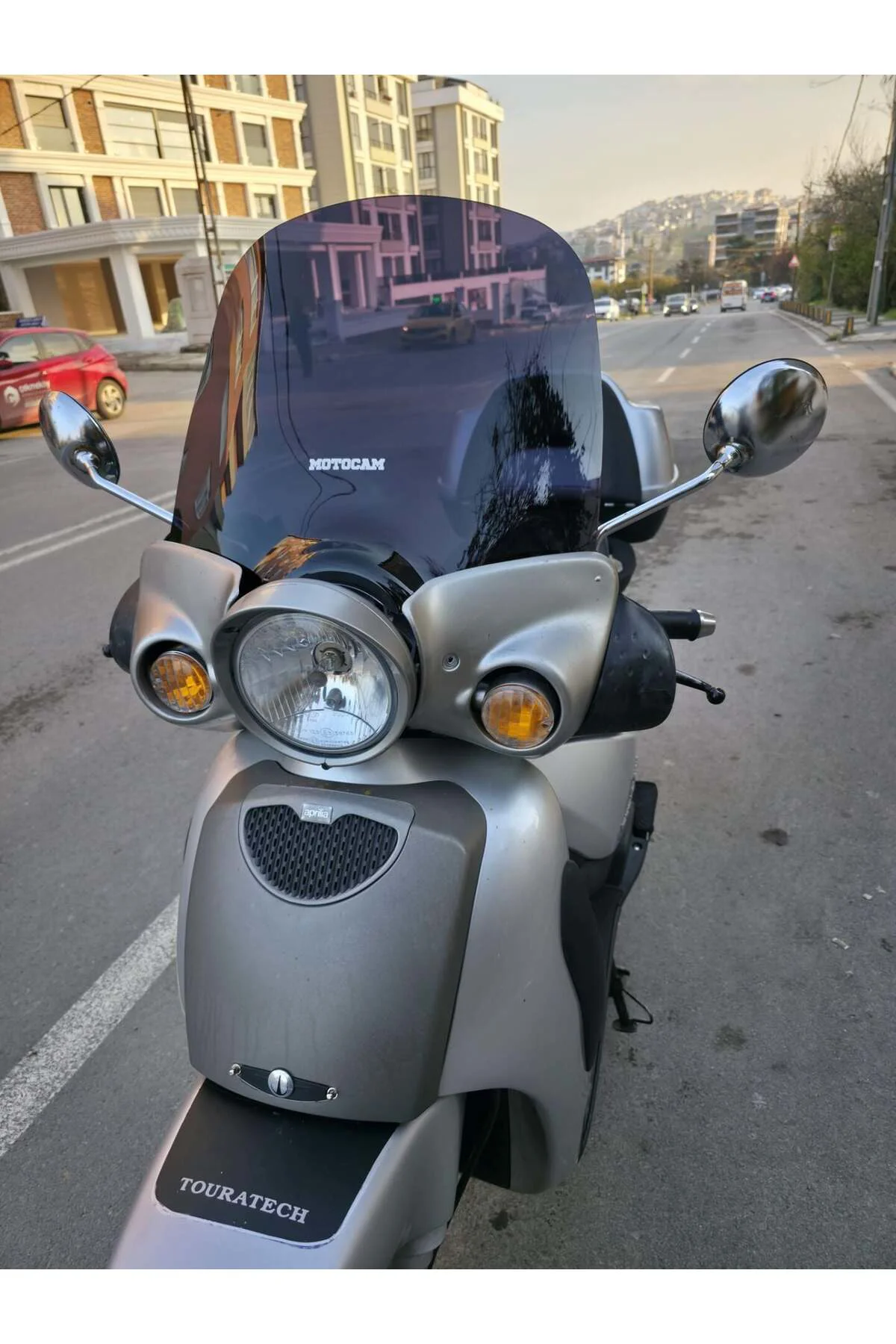 Aprilia Scarabeo 200 Ön Cam 45cm 2002-2007 Model Siyah Renkli 4mm