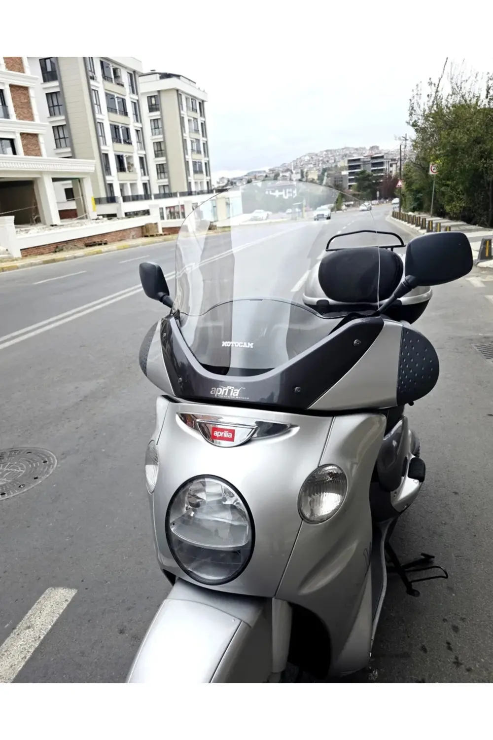 Aprilia Scarabeo 500 Ön Cam 49cm 2003-2008 Model Şeffaf Renkli 4m Aprilia Scarabeo 500 Ön Cam 49cm 2003-2008 Model Şeffaf Renkli 4m