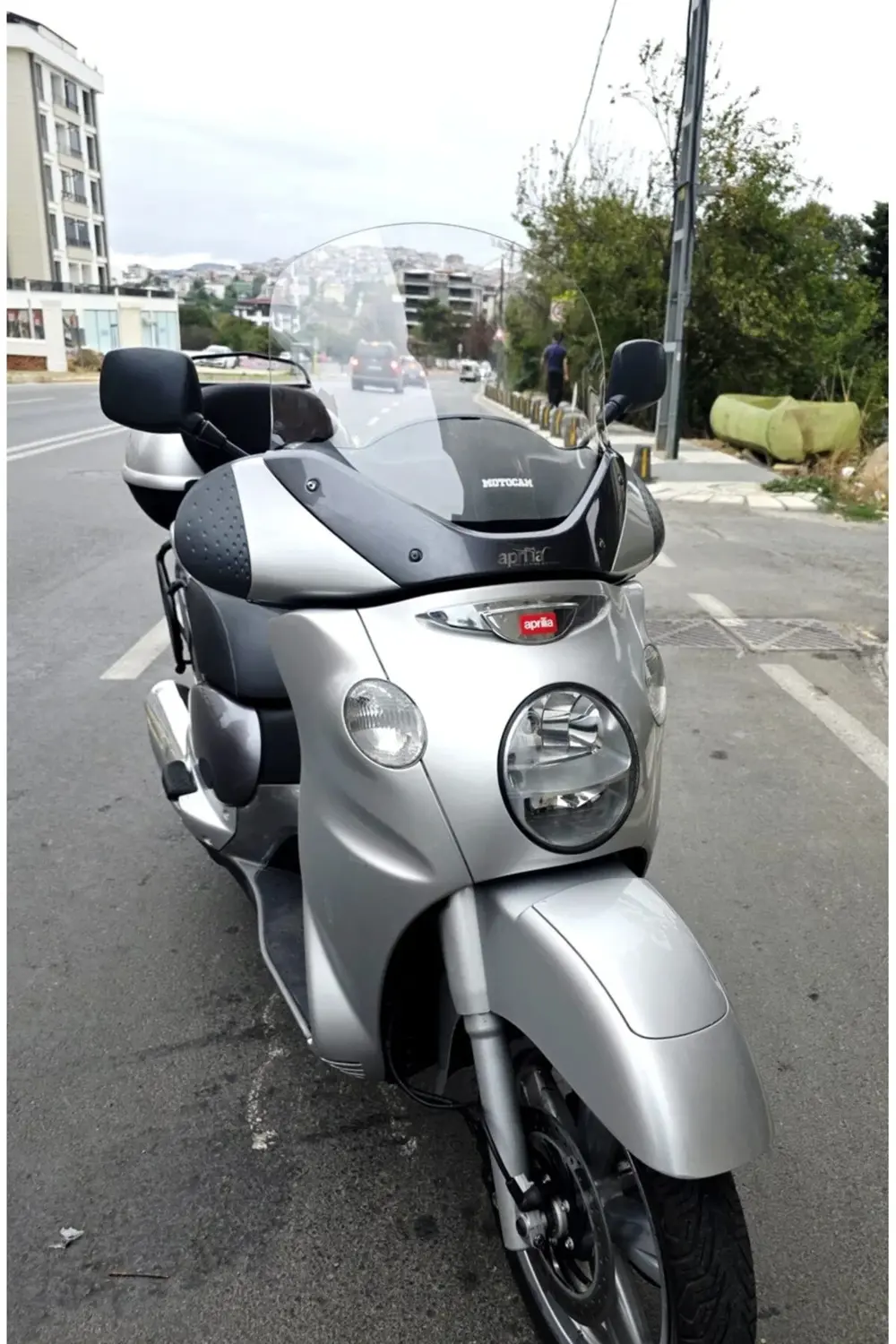 Aprilia Scarabeo 500 Ön Cam 49cm 2003-2008 Model Şeffaf Renkli 4m Aprilia Scarabeo 500 Ön Cam 49cm 2003-2008 Model Şeffaf Renkli 4m