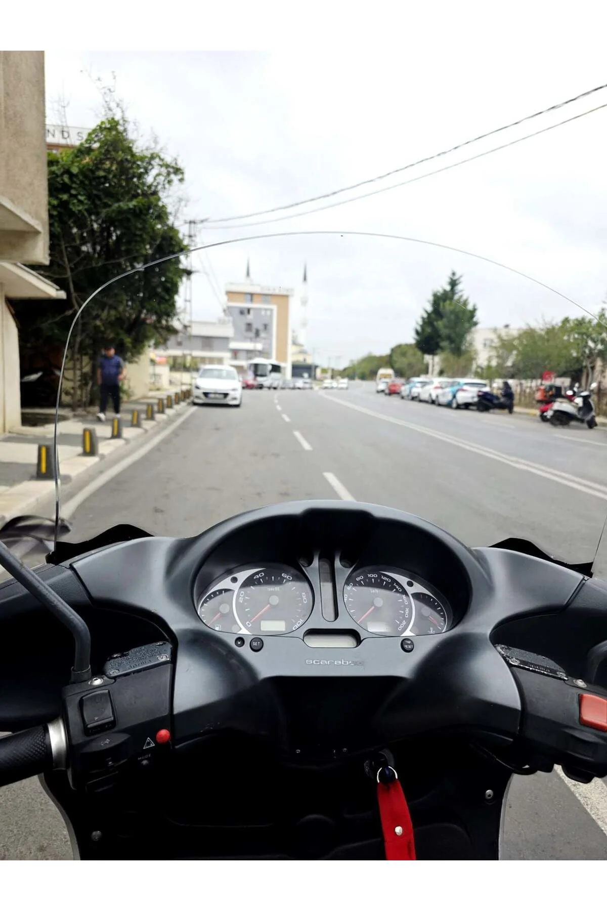 Aprilia Scarabeo 500 Ön Cam 49cm 2003-2008 Model Şeffaf Renkli 4mm