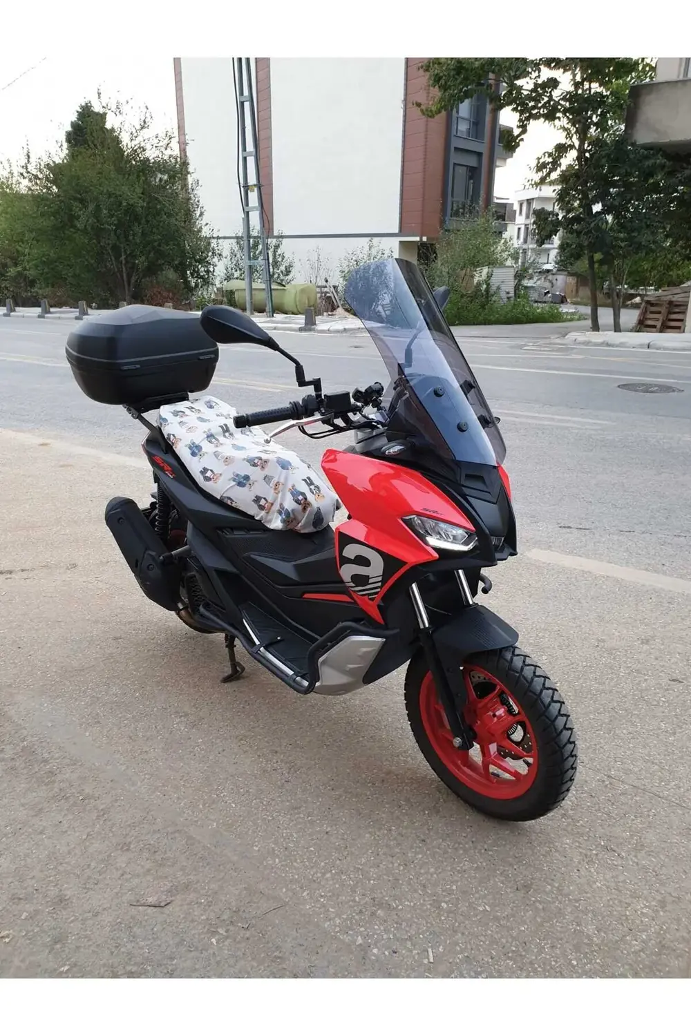 Aprilia SR GT 200 Ön Cam 2021 2024 Uyumlu Model 58cm Açıkfüme Ren