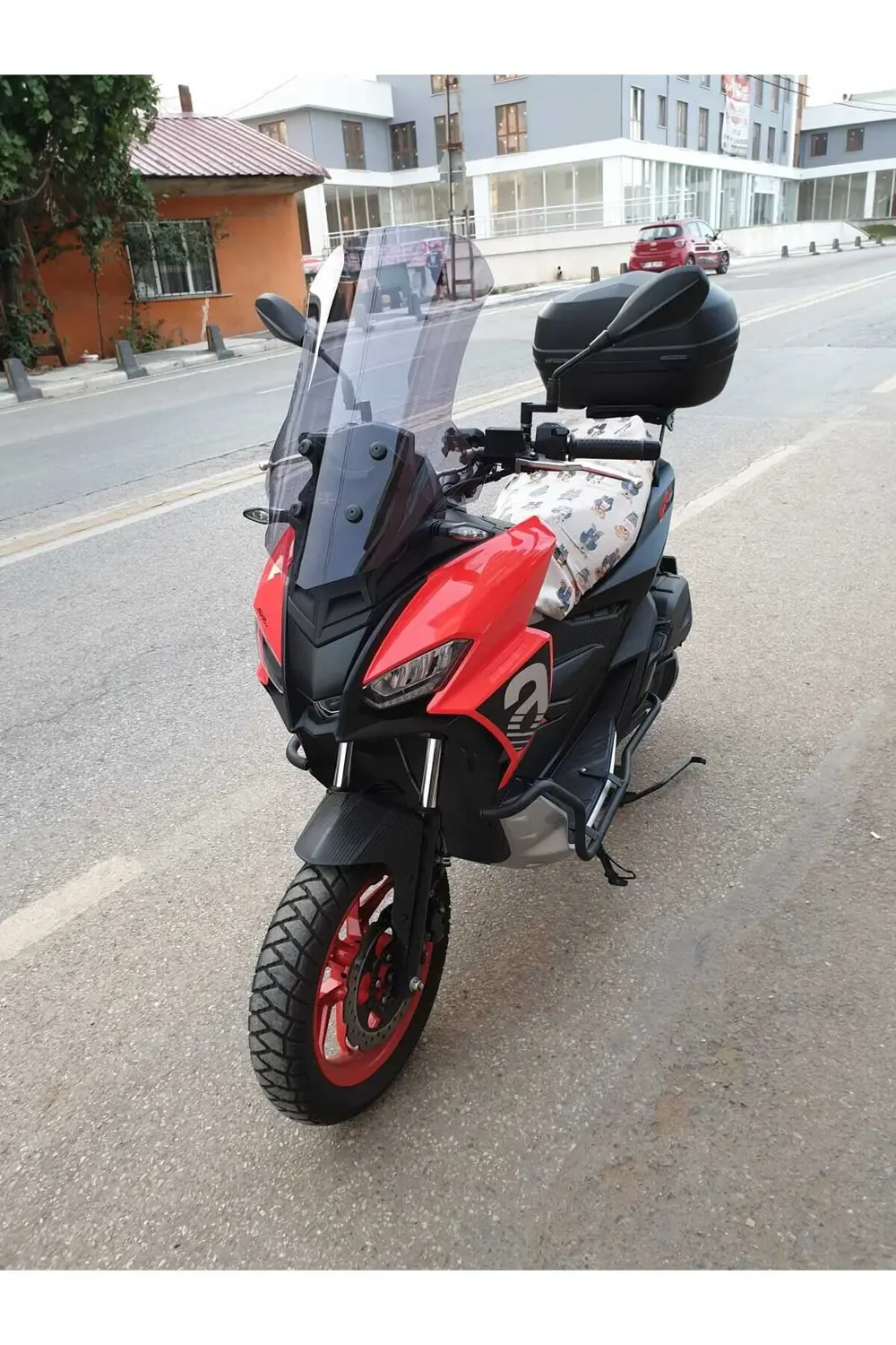 Aprilia SR GT 200 Ön Cam 2021 2024 Uyumlu Model 58cm Açıkfüme Ren