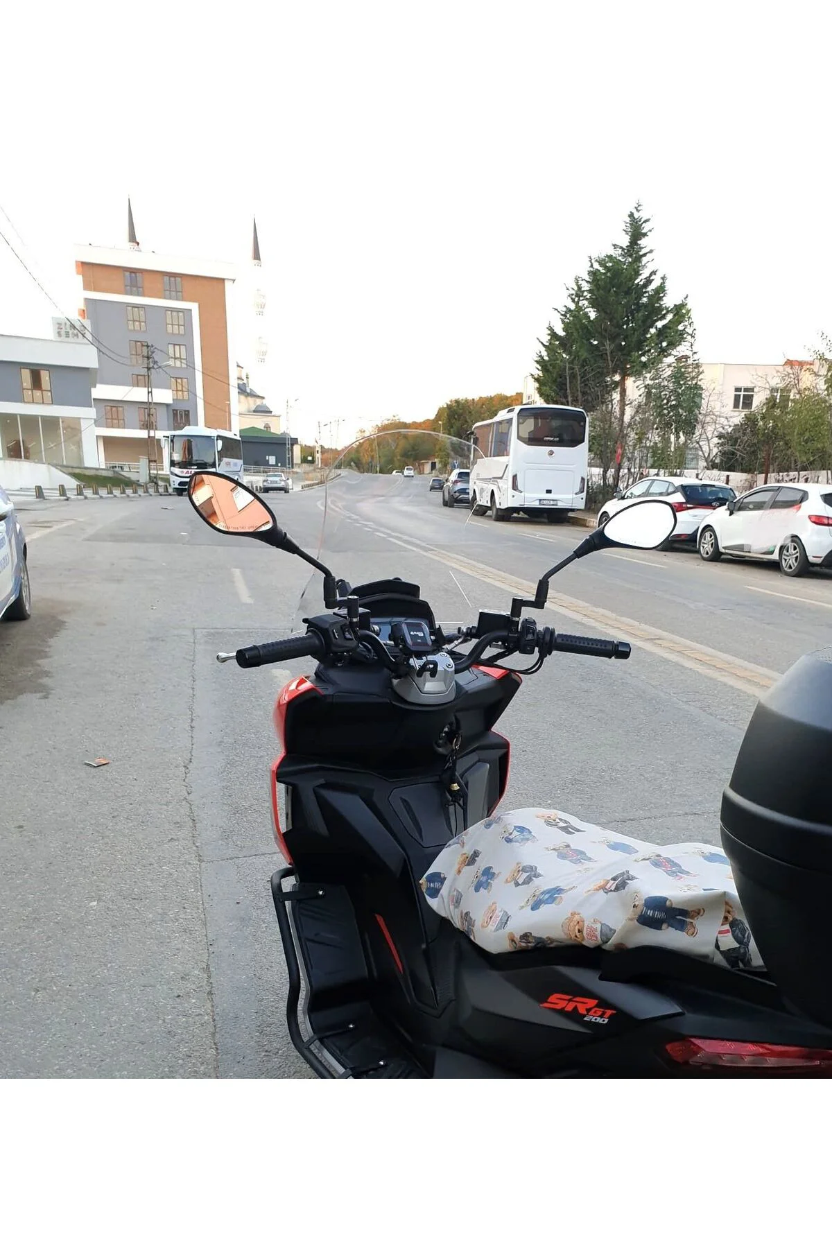 Aprilia SR GT 200 Ön Cam 2021-2026 Model 58cm Şeffaf Renkli 4mm