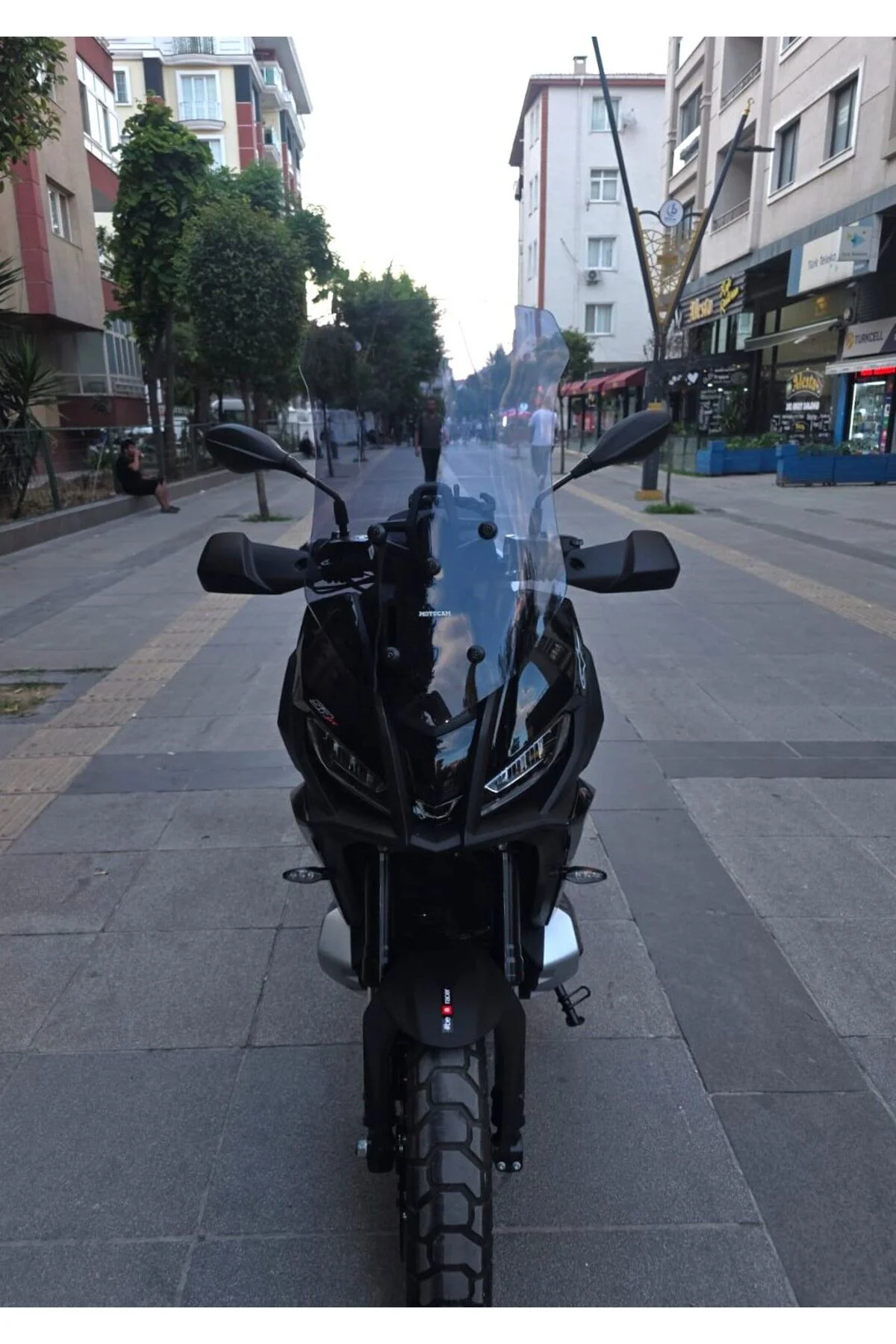 Aprilia SR GT 400 Ön Cam 2025-2026 Model 63cm Füme Renkli 4mm