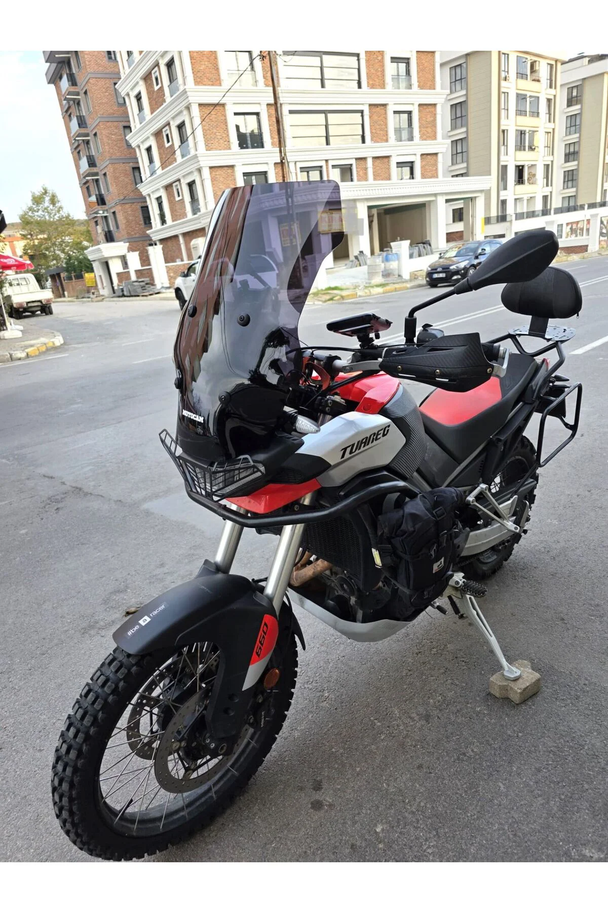 Aprilia Tuareg 660 Ön Cam 2022-2026 Model 58cm Siyah Renkli 4mm