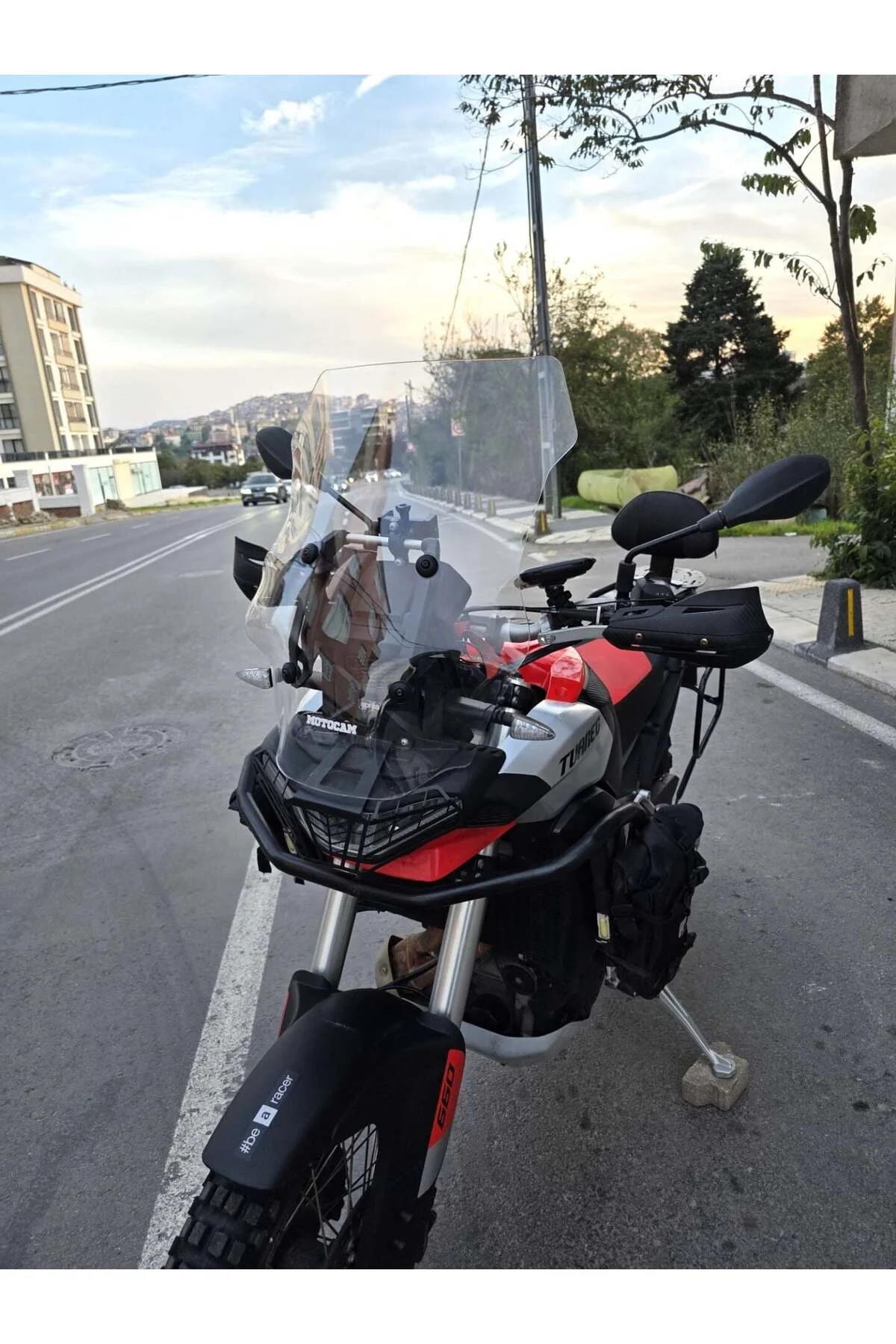 Aprilia Tuareg 660 Ön Cam 2022-2026 Model 58cm Şeffaf Renkli 4mm