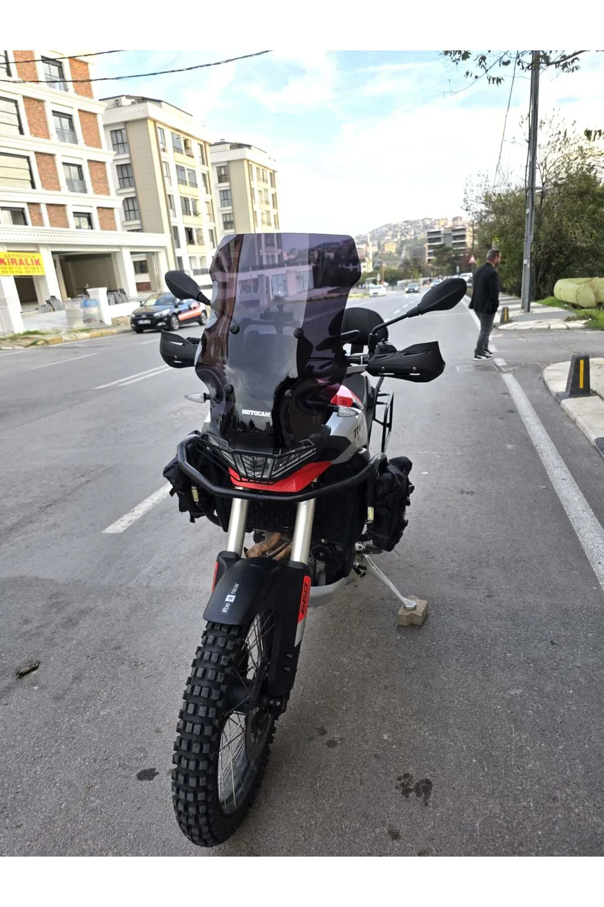 Aprilia Tuareg 660 Ön Cam 2022-2026 Model 58cm Siyah Renkli 4mm