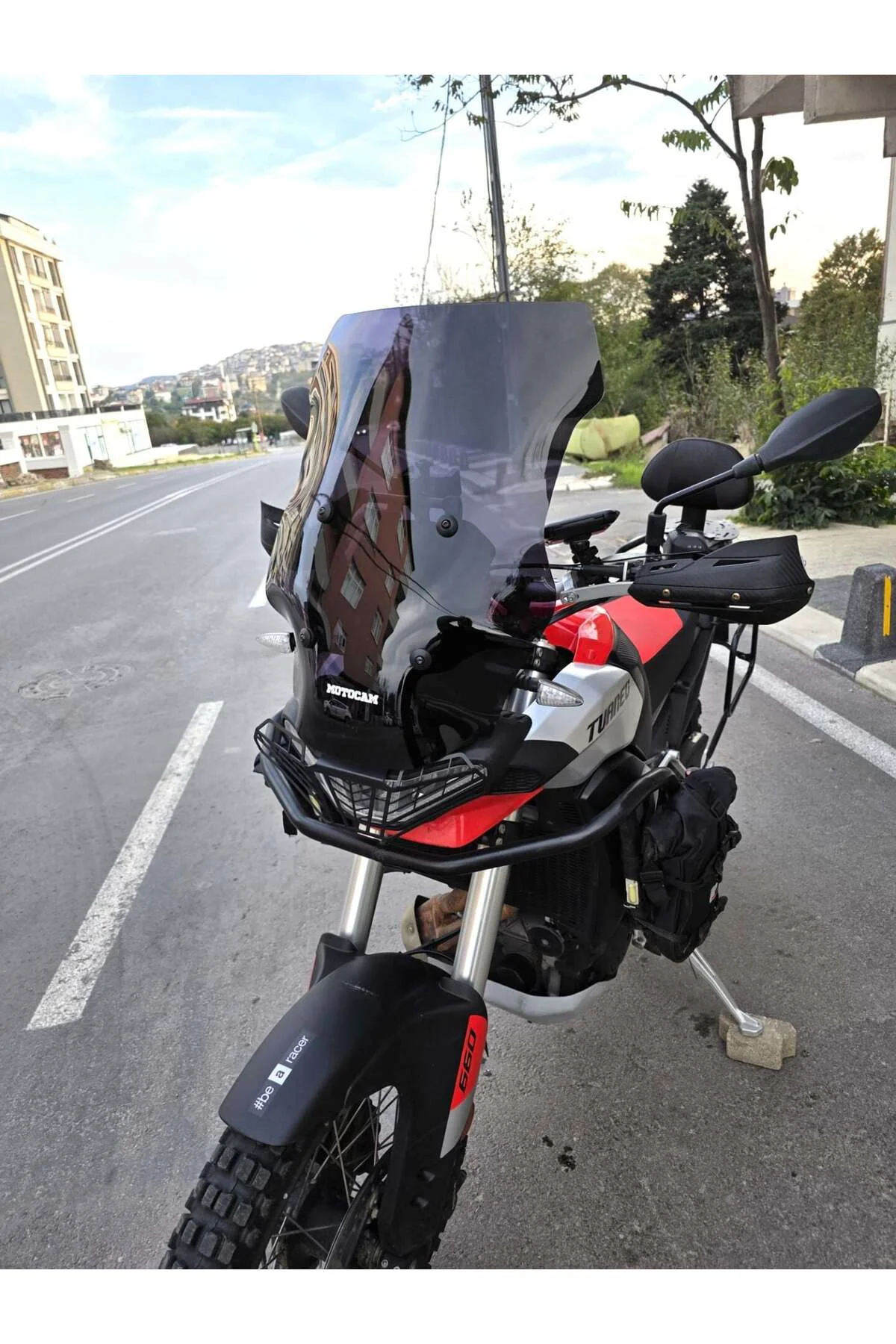 Aprilia Tuareg 660 Ön Cam 2022-2026 Model 58cm Siyah Renkli 4mm