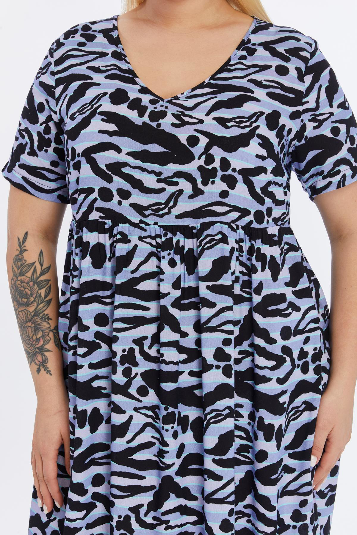 Apsen  Kadın 4497/105 Siyah Animal Desen Viskon Dokuma Midi Elbise