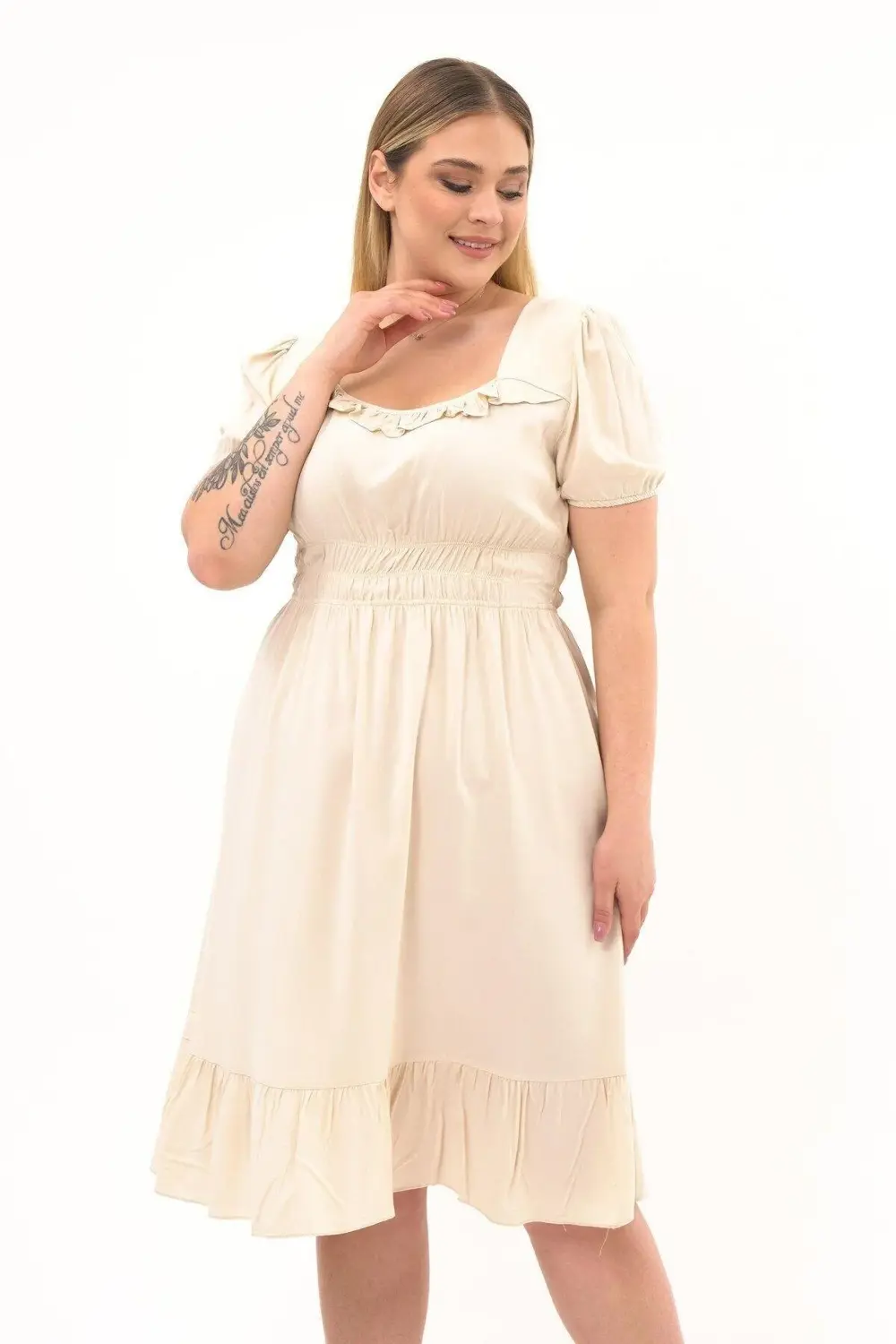 Apsen  Kadın Bej Kare Yaka Fırfır Detaylı Midi Boy Yazlık Viscon E