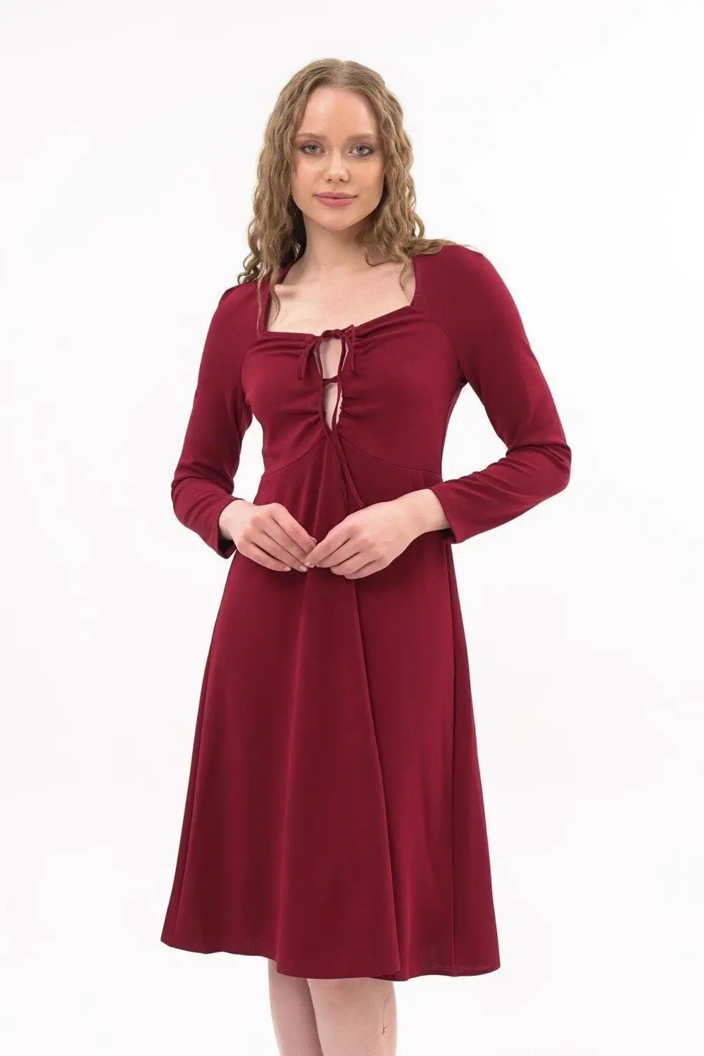 Apsen Kadın Bordo Göğsü Bağlama Detaylı Uzun Kol Mevsimlik Midi B