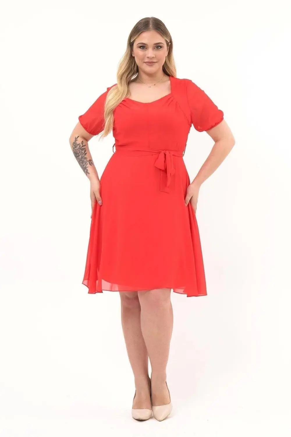 Apsen Kadın Narçiçeği Yaka Pileli Detaylı Kısa Kol Midi Boy Şifon