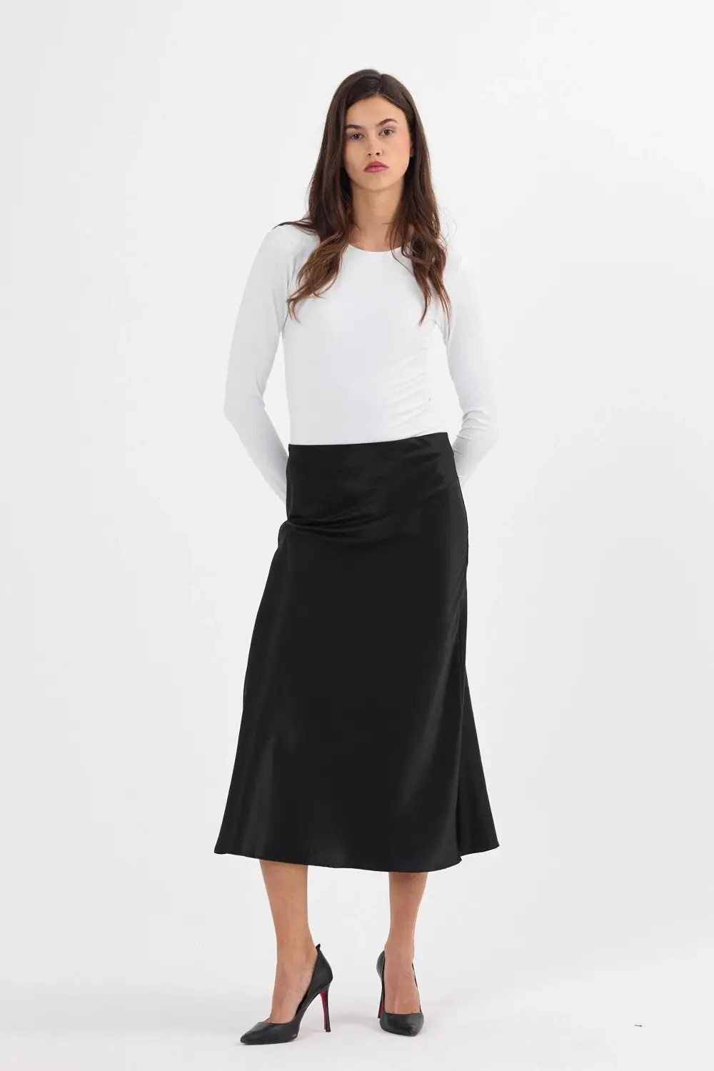 Apsen Kadın Siyah Kloş Kesim Saten Maxi Boy Dokuma Etek 2196-90