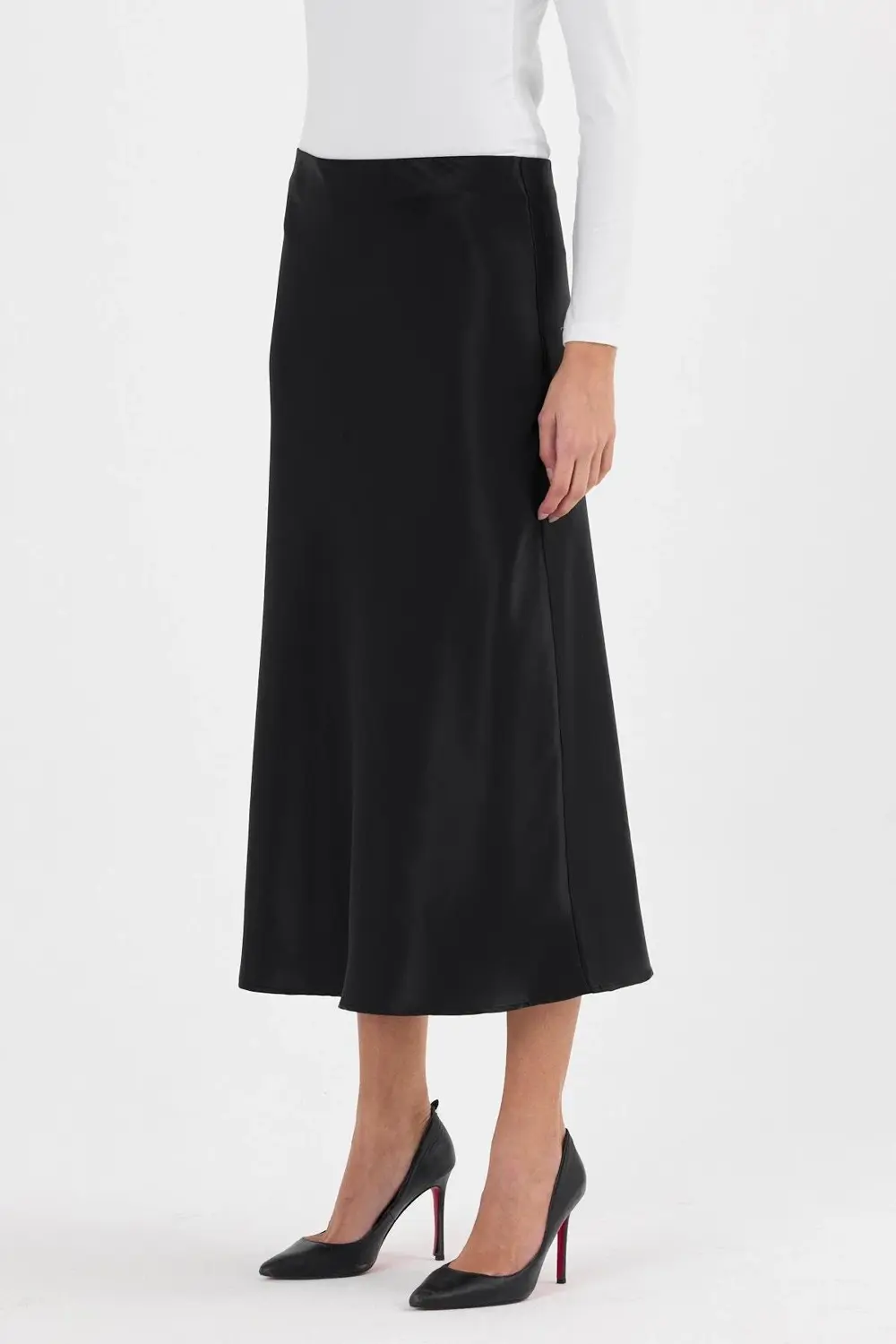 Apsen Kadın Siyah Kloş Kesim Saten Maxi Boy Dokuma Etek 2196-90
