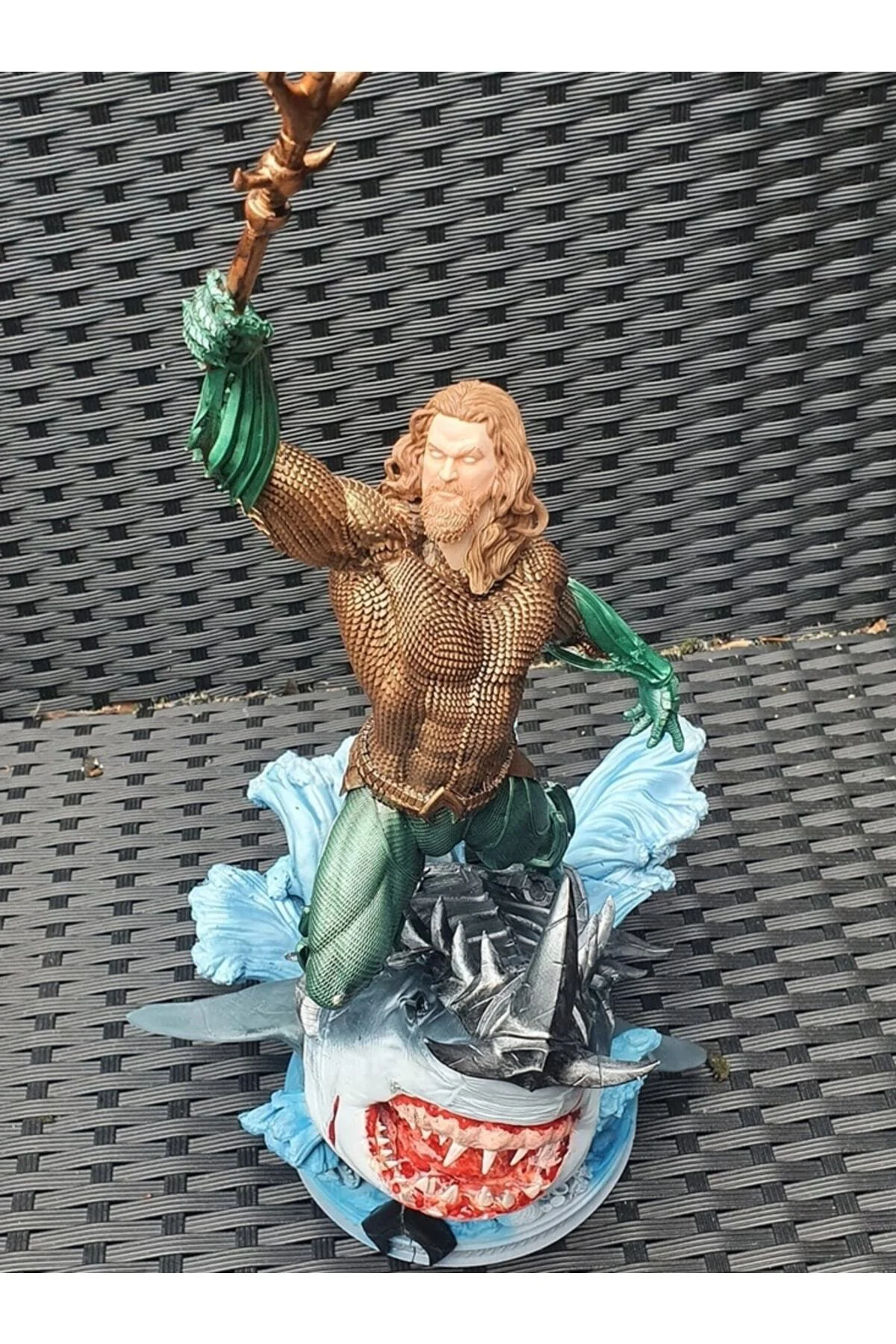 Aquaman Atlantis Hükümdarı Boyalı Figür 35 CM (MEGA BOY)