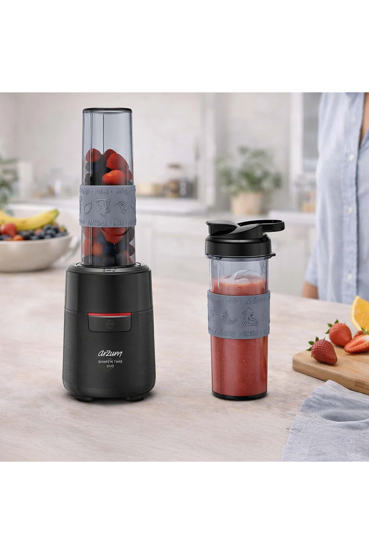 AR1192 Shake'N Take Duo Kişisel Blender, Siyah