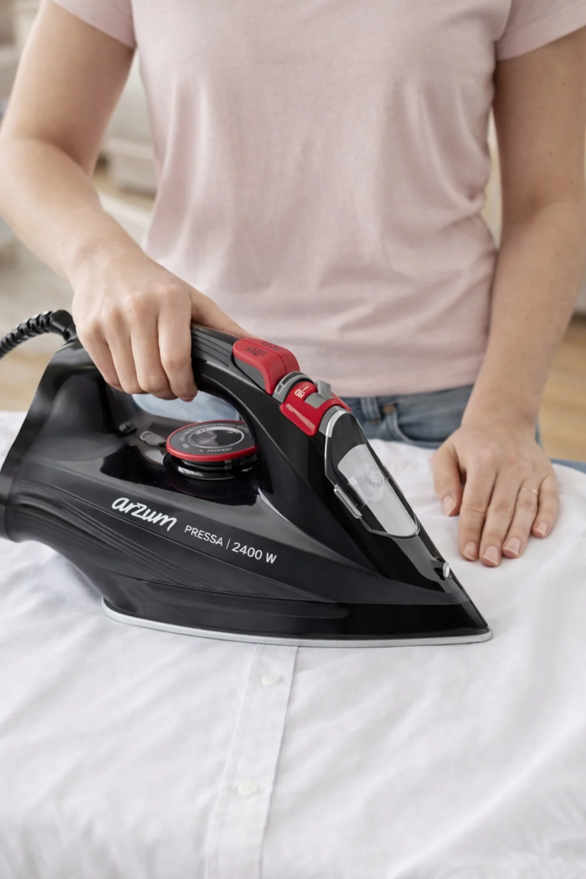 AR6020 Pressa 2400Watt Seramik Taban Buharlı Ütü,Şok Buhar