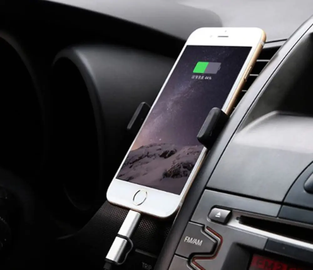 Araba Klimasına Takılan Telefon Tutucu Kıskaç Araba Klimasına Takılan Telefon Tutucu Kıskaç
