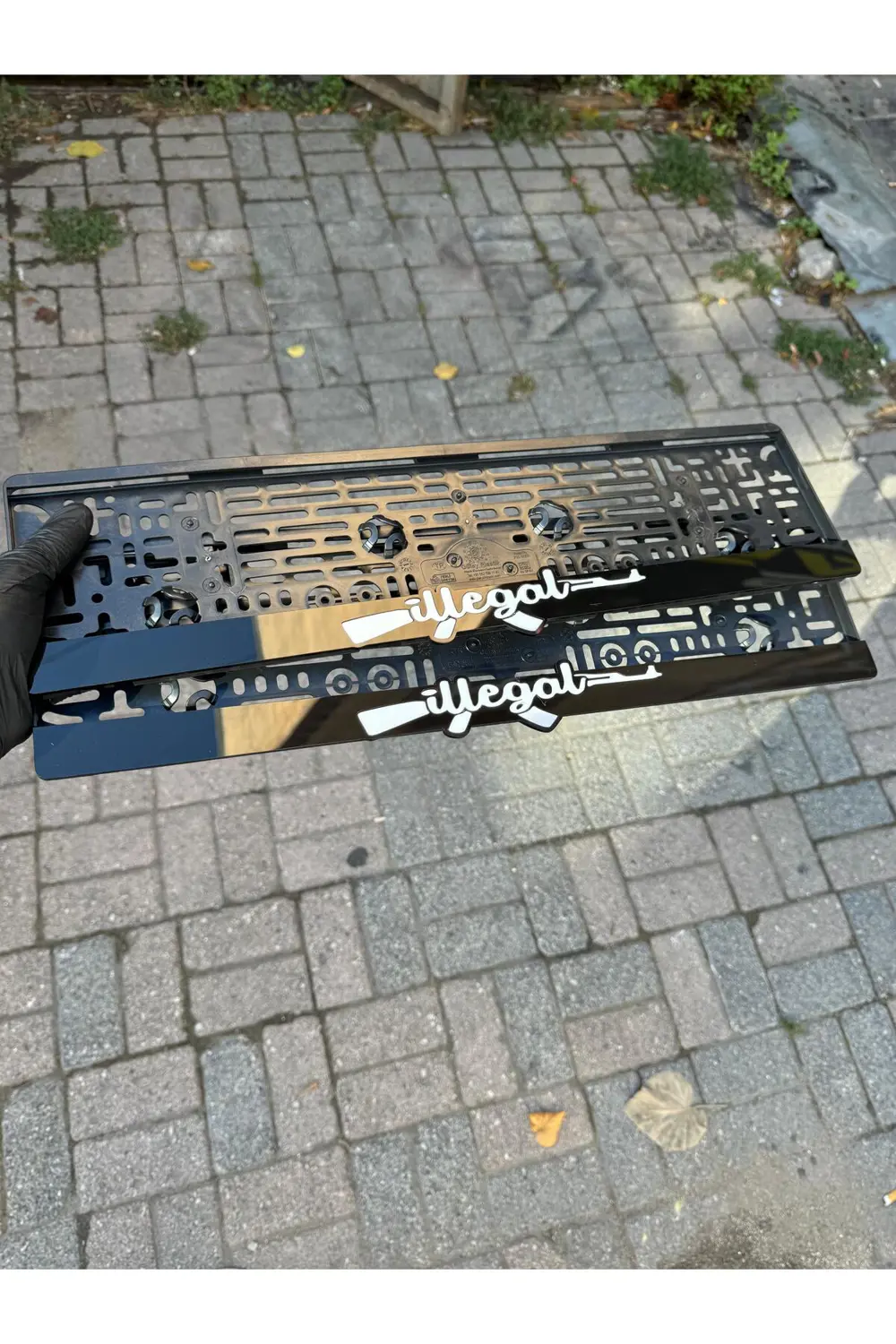 Araba Pleksi Plakalık