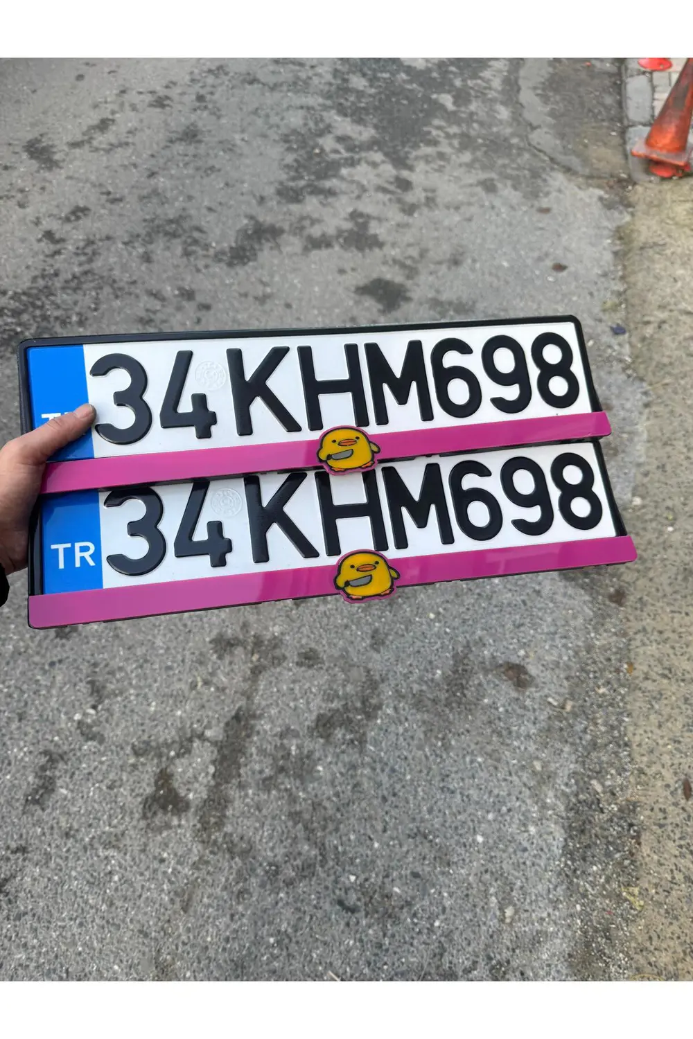 Araba Pleksi Plakalık