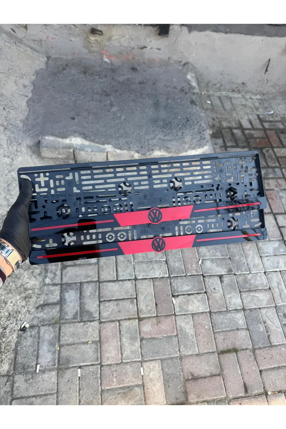 Araba Pleksi Plakalık