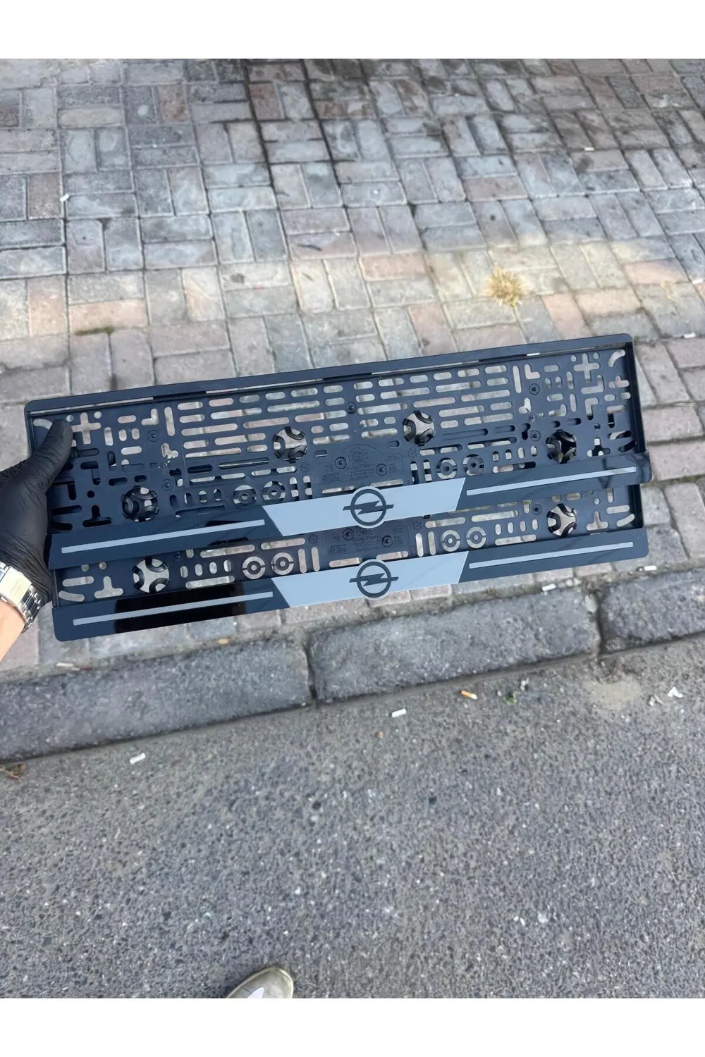 Araba Pleksi Plakalık