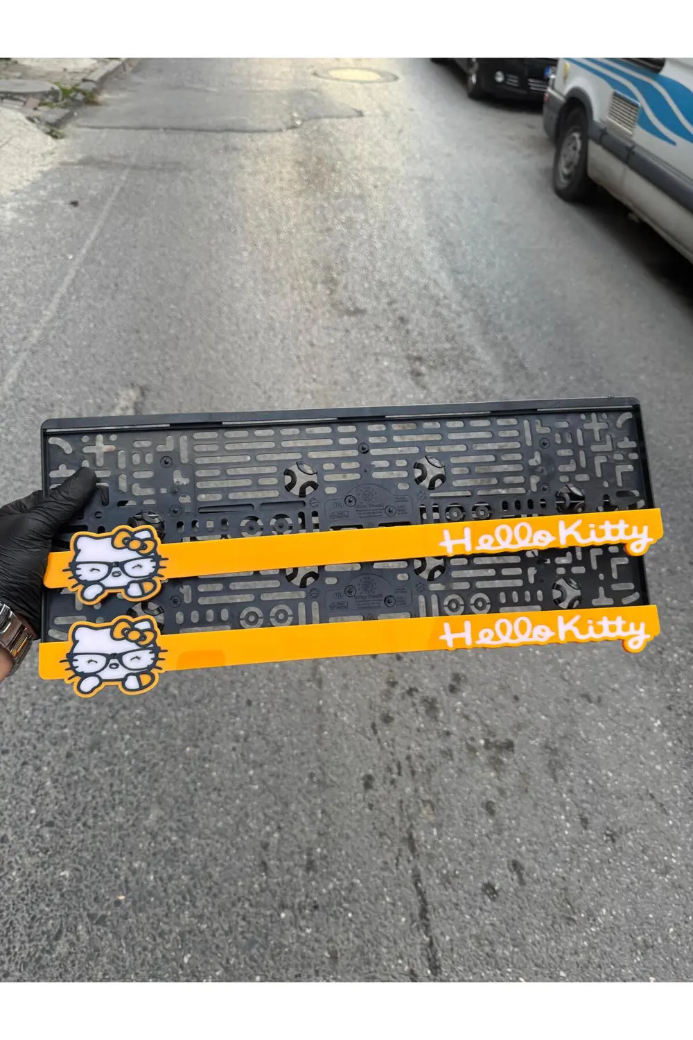 Araba Pleksi Plakalık