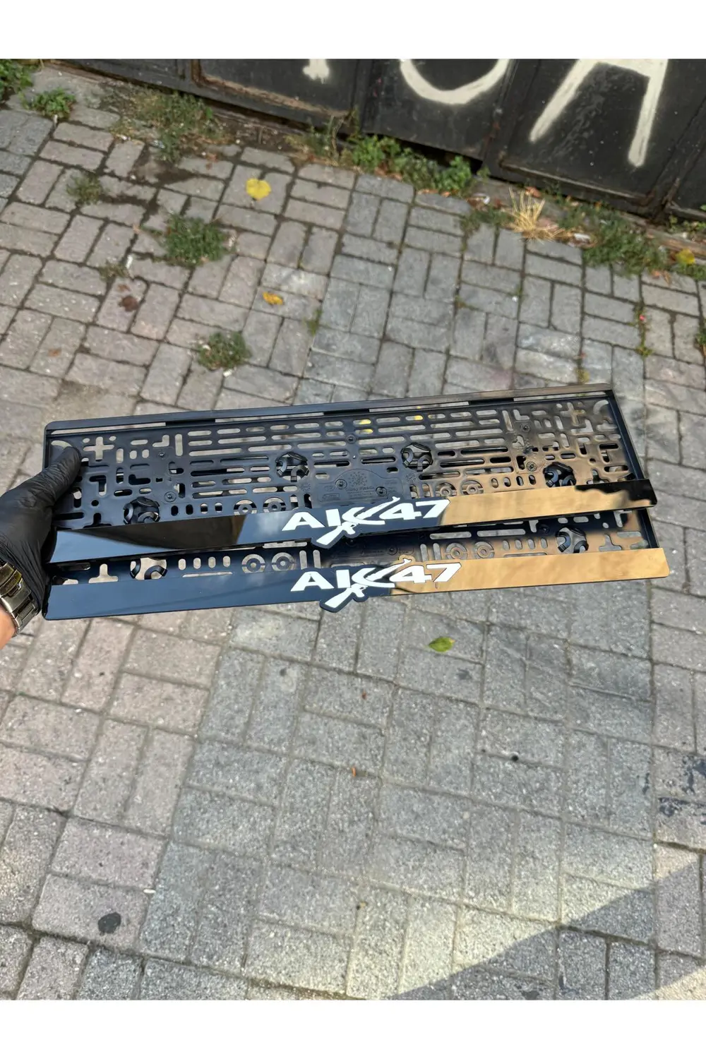Araba Pleksi Plakalık