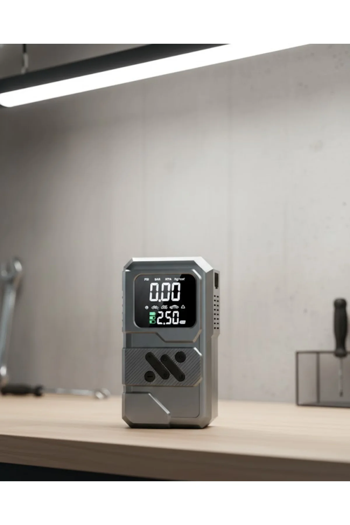 Araçlar İçin Akü Takviye Lastik Şişirme ve Powerbank Cihazı