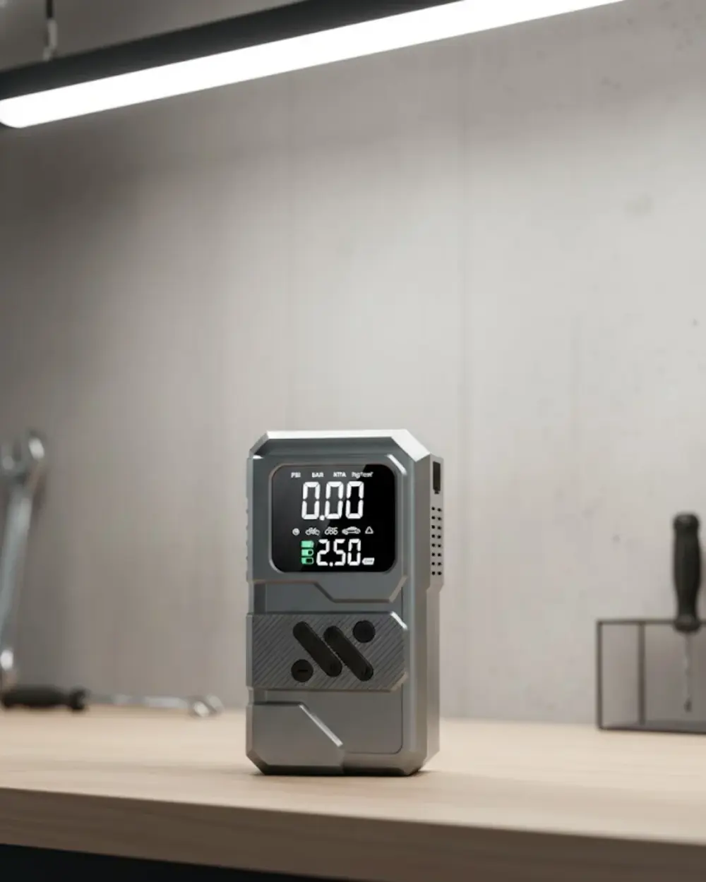 Araçlar İçin Akü Takviye Lastik Şişirme ve Powerbank Cihazı