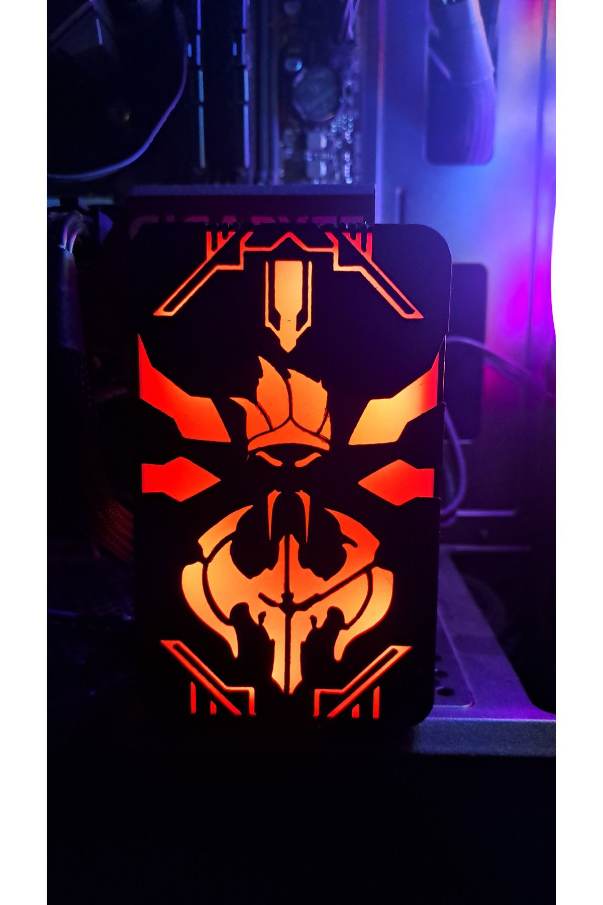 Arc - RGB ışıklı ekran kartı tutucu - Draven