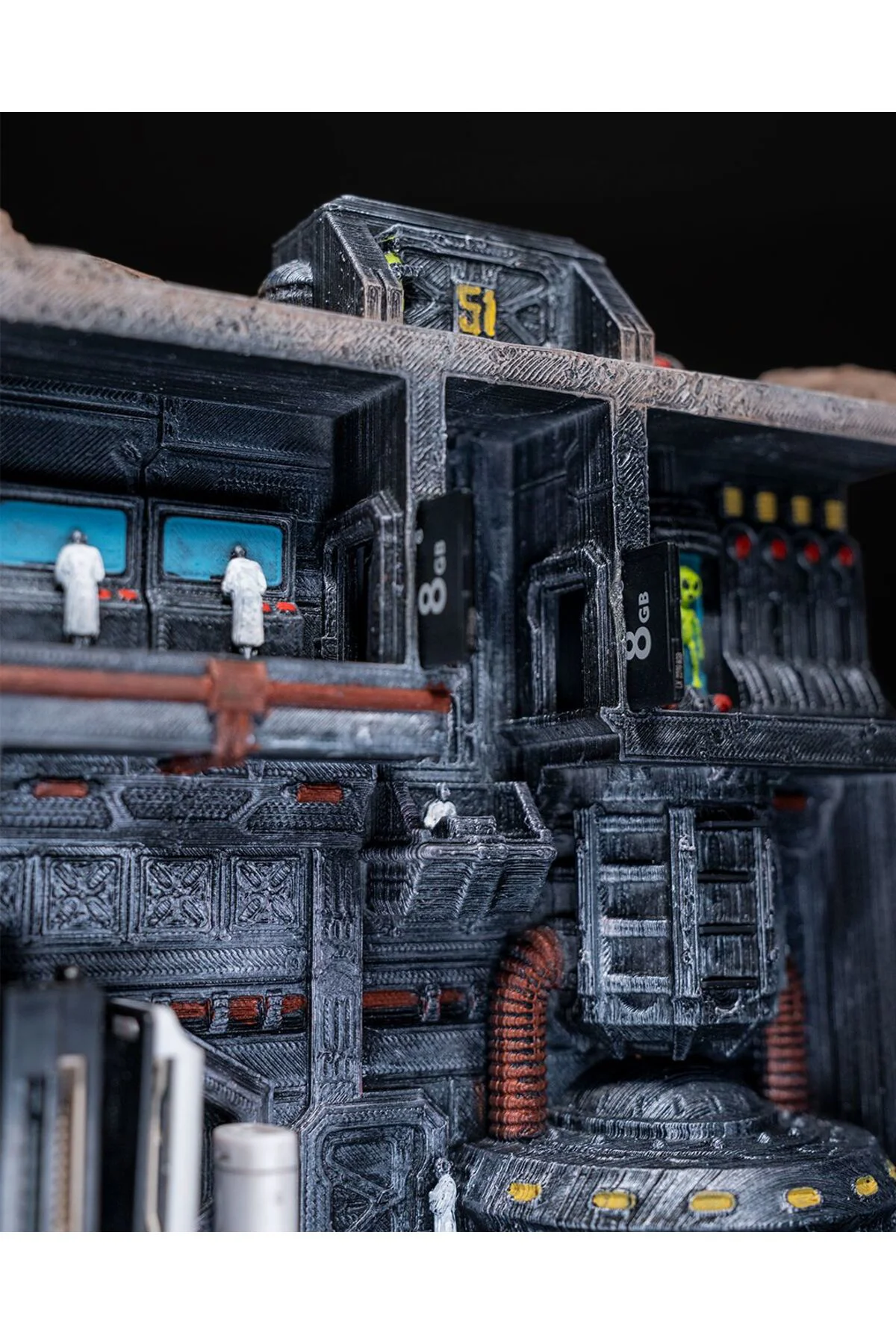 Area 51 Uzaylı Üssü Diorama 51. Bölge 27 CM GENİŞLİK