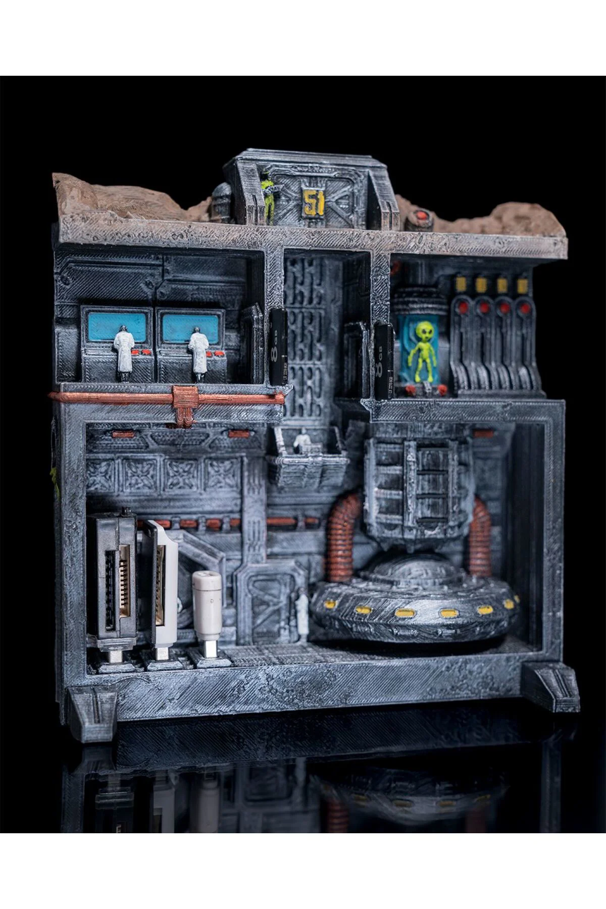 Area 51 Uzaylı Üssü Diorama 51. Bölge 27 CM GENİŞLİK
