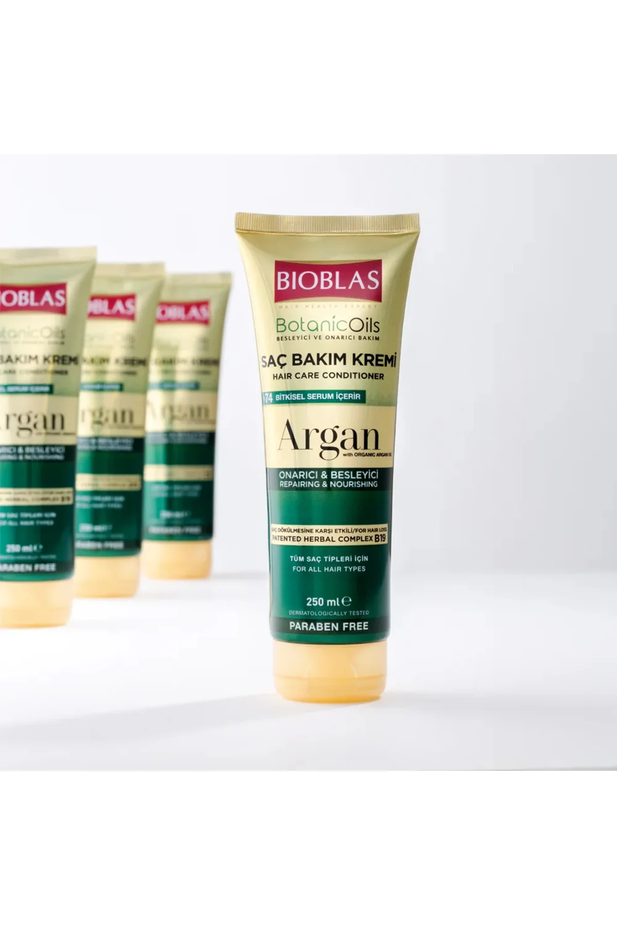 Argan Onarıcı & Besleyici Saç Bakım Kremi 250 ml 3 Adet Argan Onarıcı & Besleyici Saç Bakım Kremi 250 ml 3 Adet