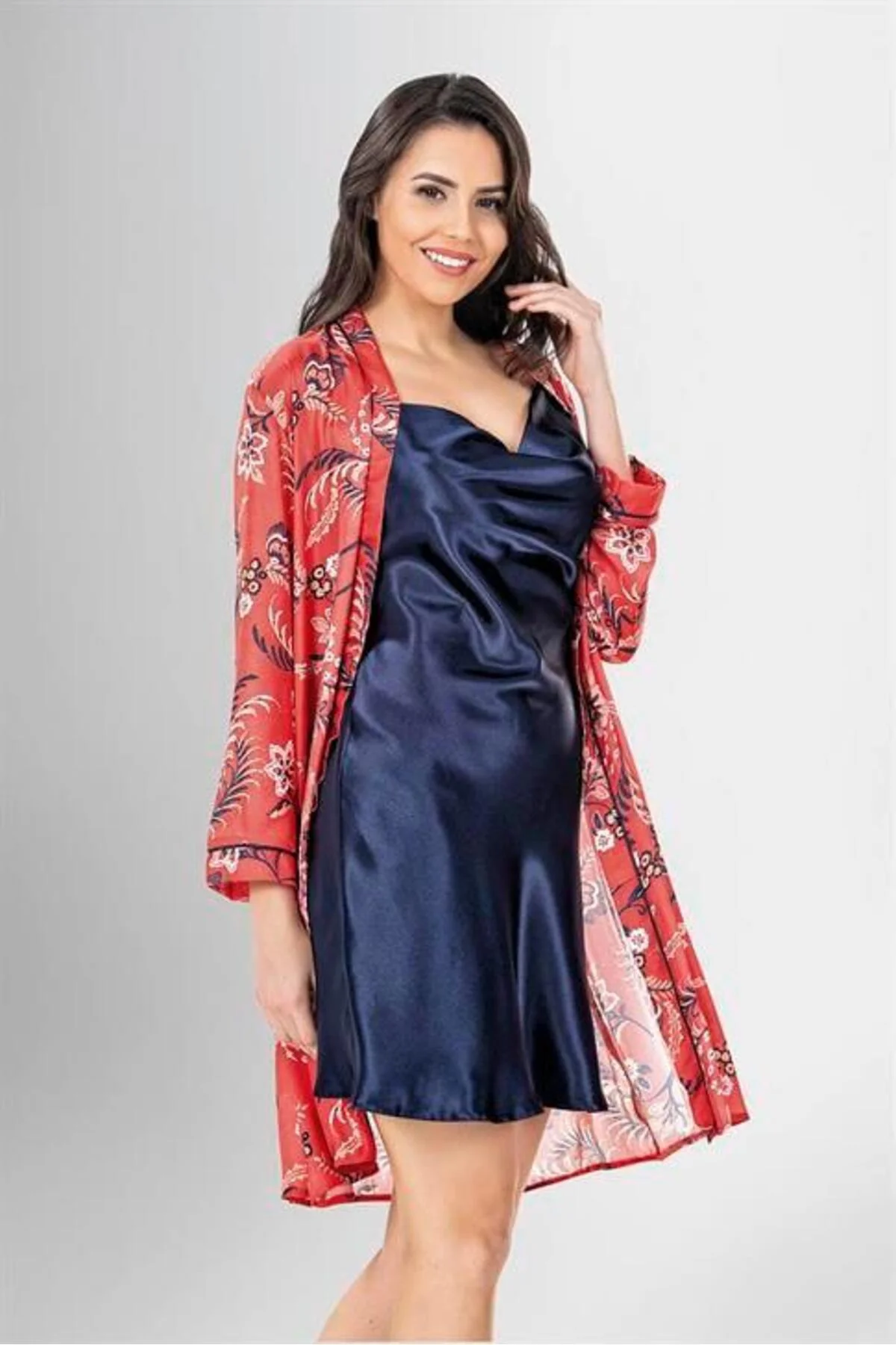 Arias Closet 2 li Kısa Sabahlık Takımı Desenli Arias Closet 2 li Kısa Sabahlık Takımı Desenli