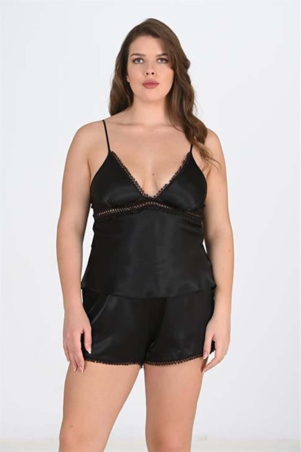 Aria's Closet Arias Closet Büyük Beden Siyah Şort Takimi Ozn-22657