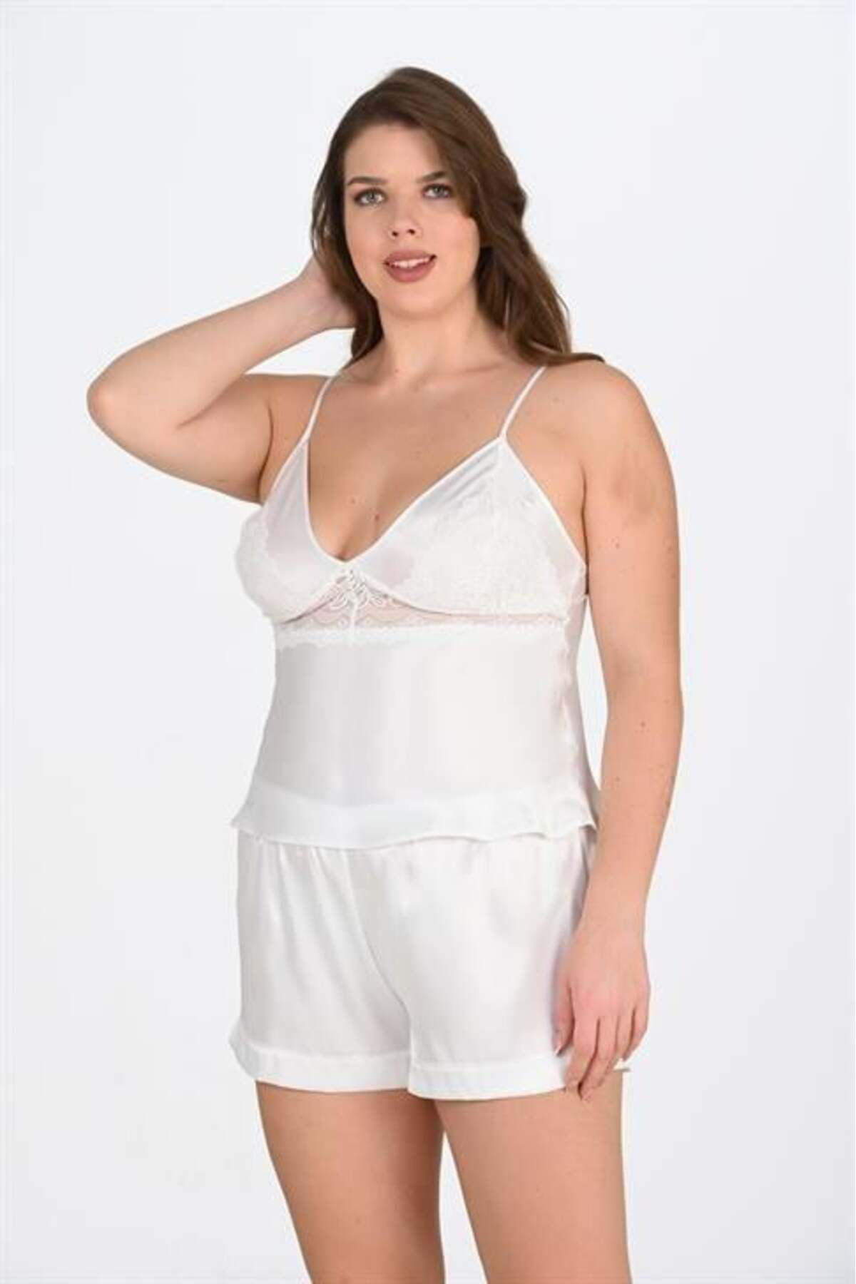 Aria's Closet Arias Closet Büyük Beden Ekru Şort Takimi Ozn-22648