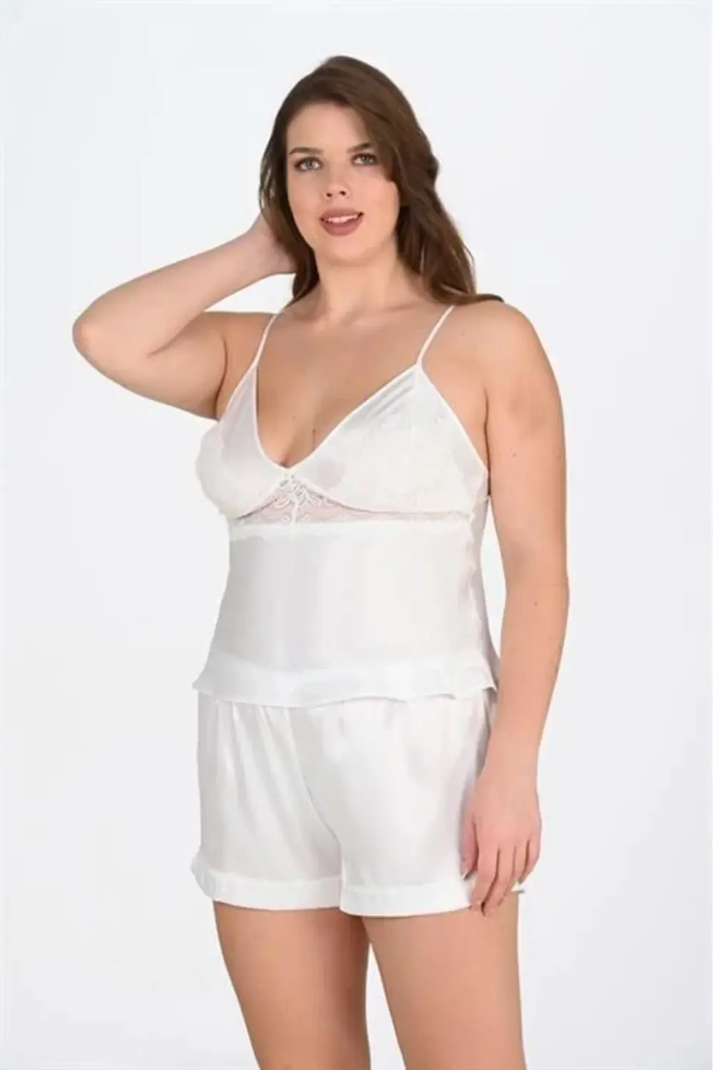 Arias Closet Büyük Beden Ekru Şort Takımı Arias Closet Büyük Beden Ekru Şort Takımı